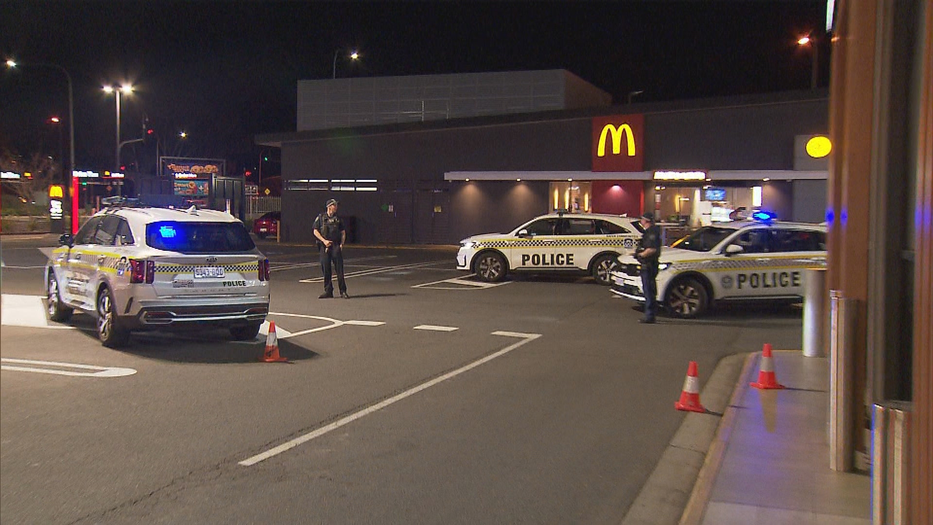 A﻿ man has been arrested after a bomb threat at a McDonald's in Adelaide's north last night. 