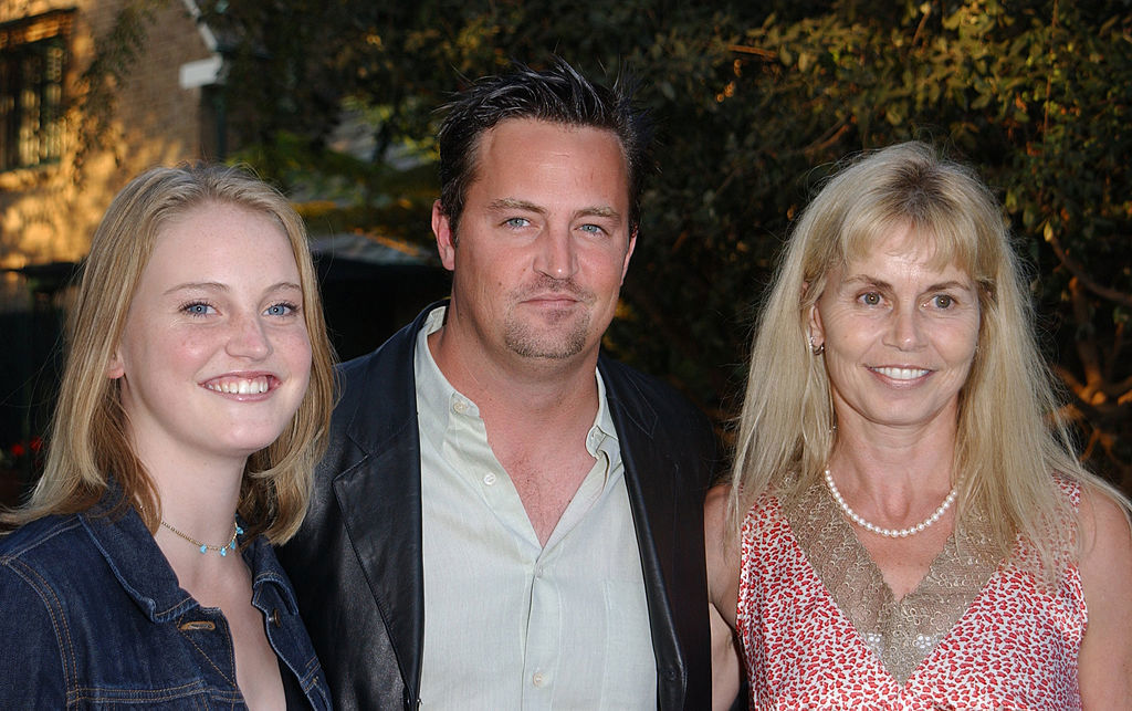 Actor Matthew Perry (C), sister Emily (L) and mother Suzanne Morrison attend the Los Angeles Consul General of Canada and Los Angeles Kings' tribute for Garnet 'Ace' Bailey, October 3, 2001 in Los Angeles, CA. The event honored Bailey, a long-time scout for the Kings who was a victim of the United Airlines Flight 175 plane crash, September 11. (Photo by Vincent Bucci/Getty Images)