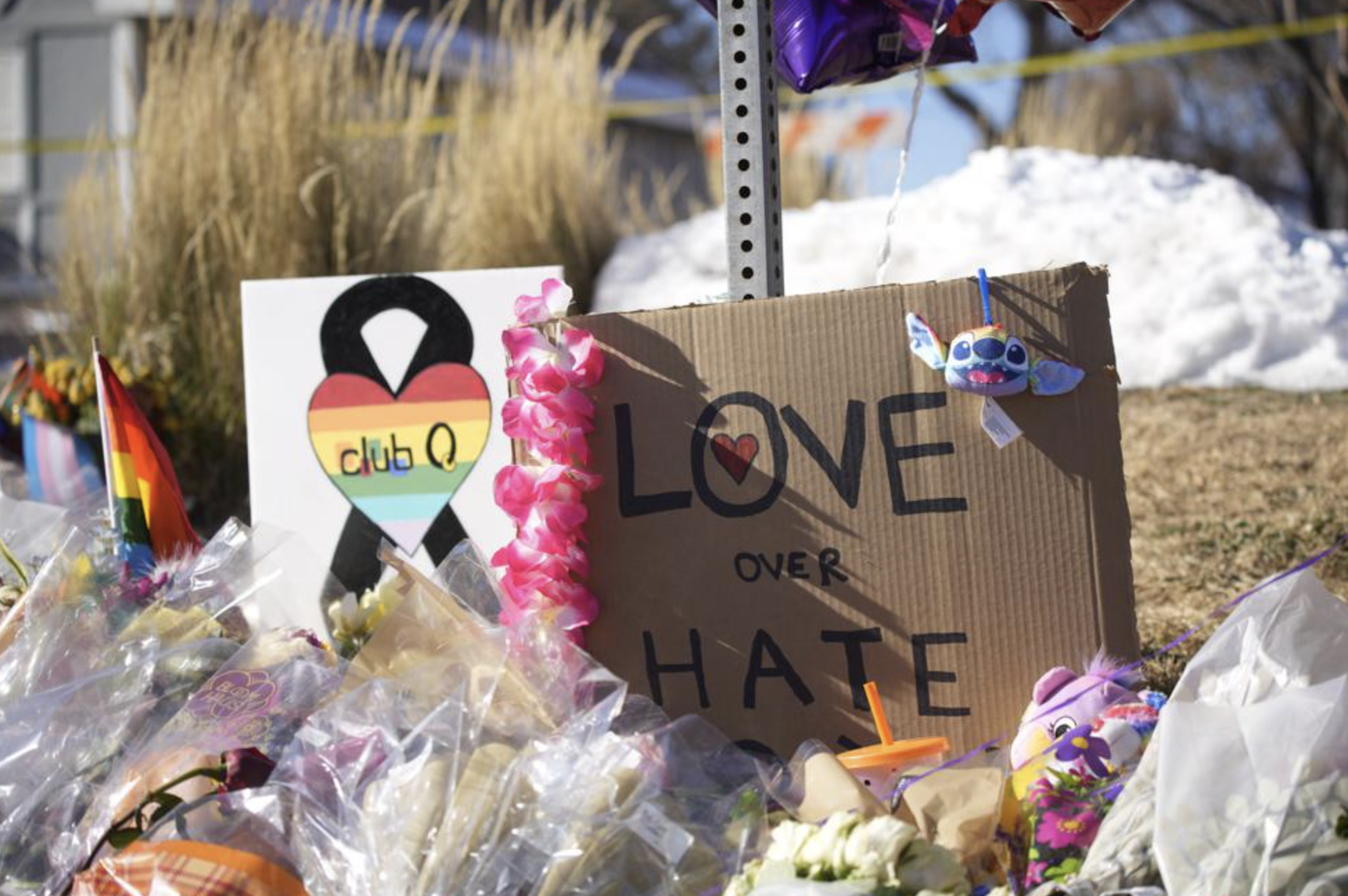 Sospechoso de tiroteo en bar gay enfrenta cargos de asesinato y crimen de odio