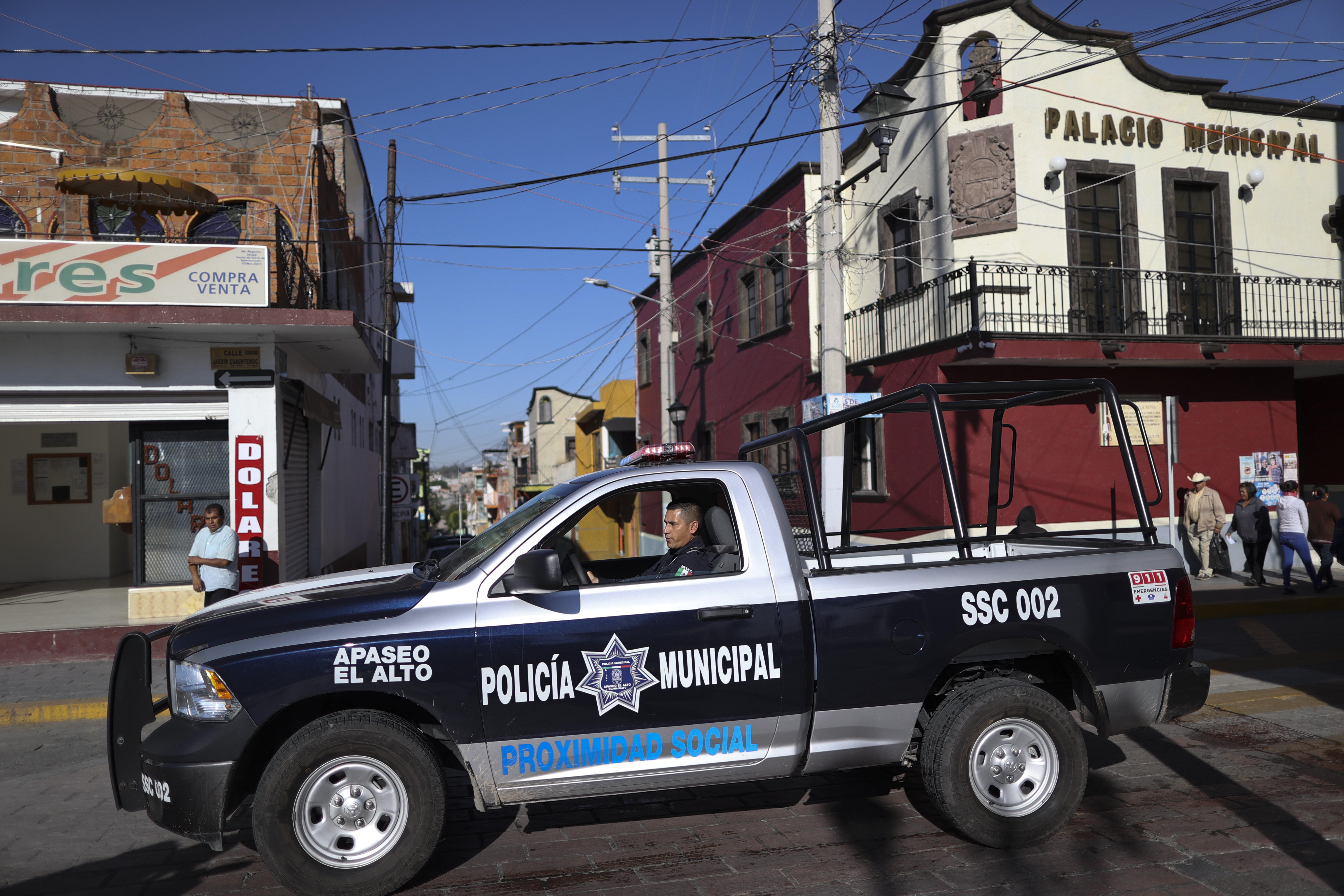 Authorities in Mexico say five men have been killed and two others wounded in a shooting attack on a highway. 