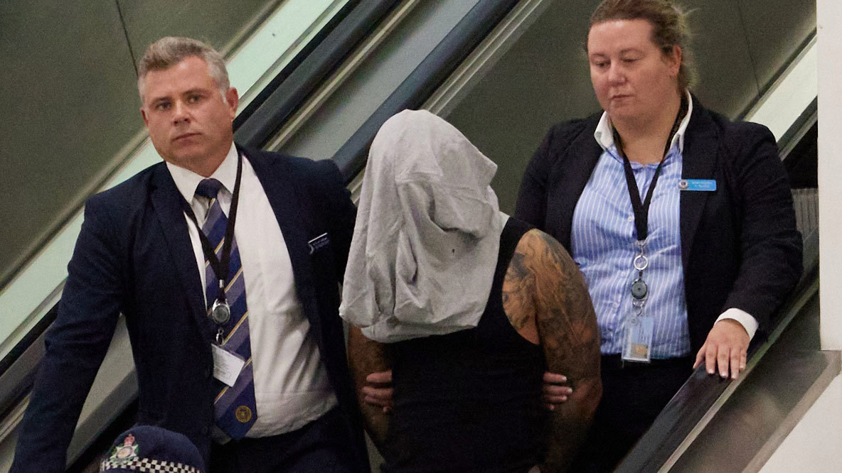 این مرد در فرودگاه سیدنی به اتهام قتل طاها صباغ دستگیر شد.