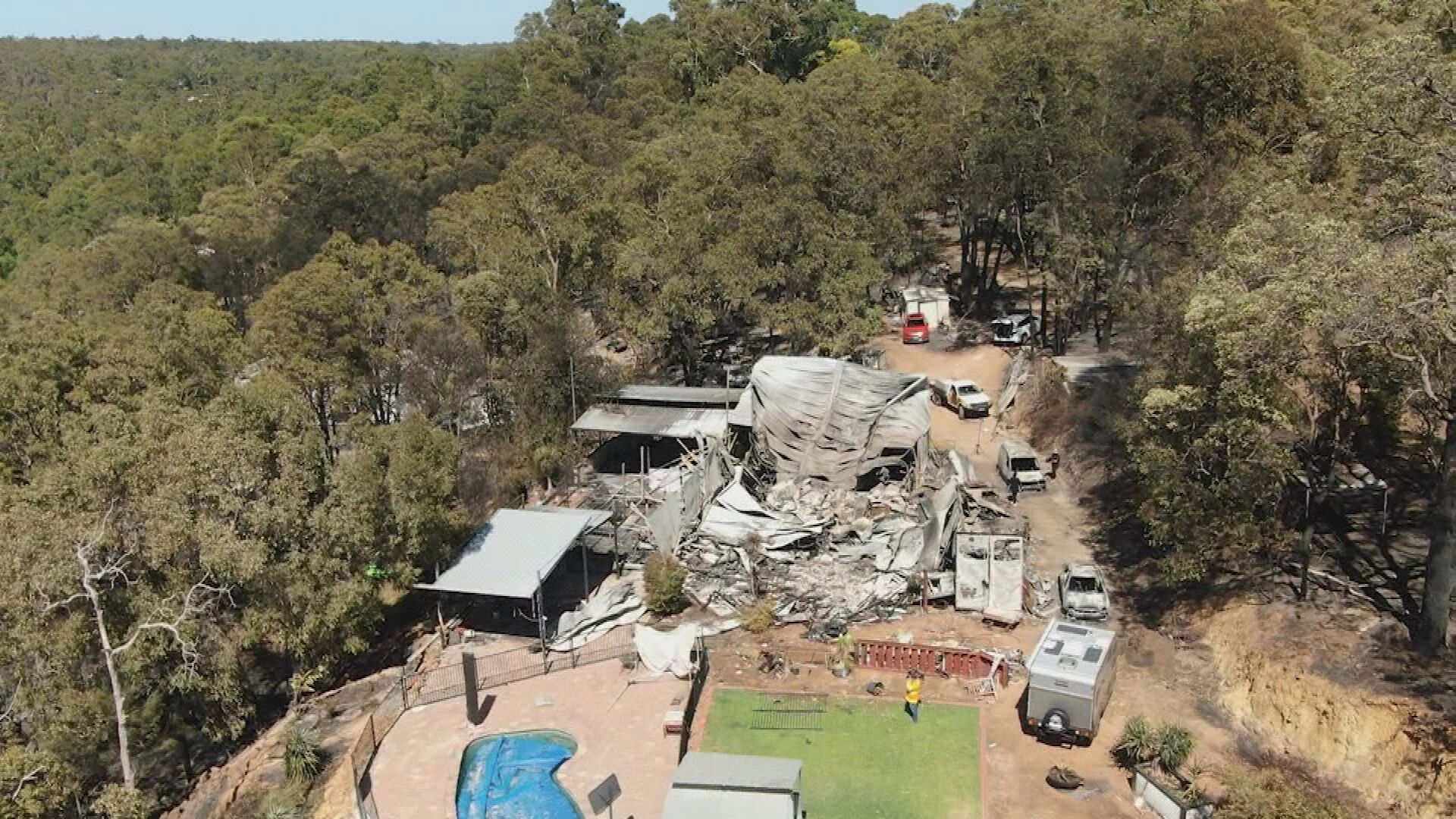 Fresh emergency warnings issued over Perth fires after homes flattened in minutes