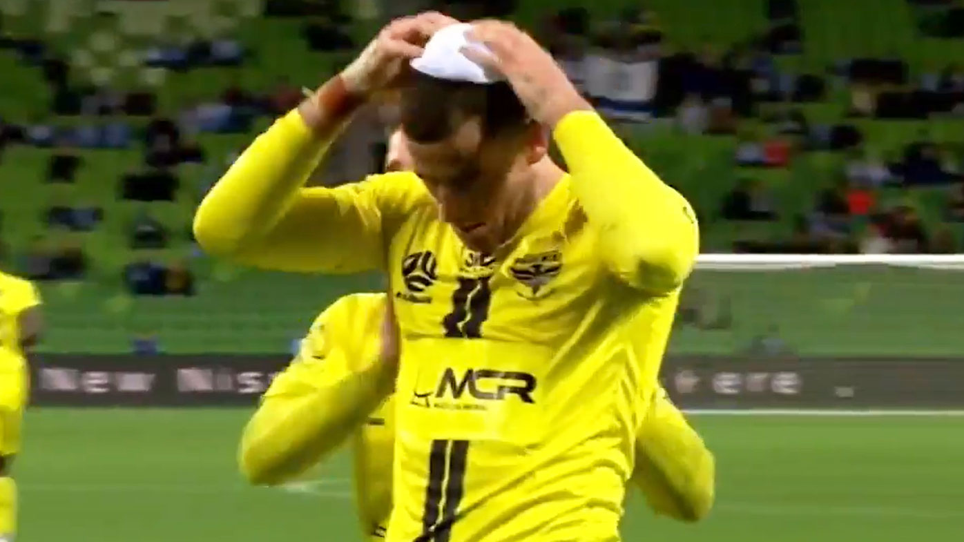 Tomer Hemed's goal celebration. (Twitter)