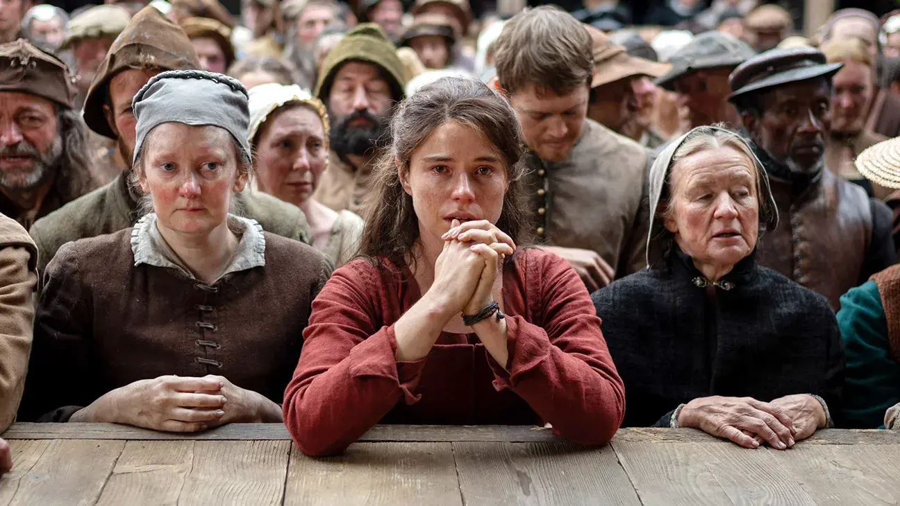 Jessie Buckley in Hamnet