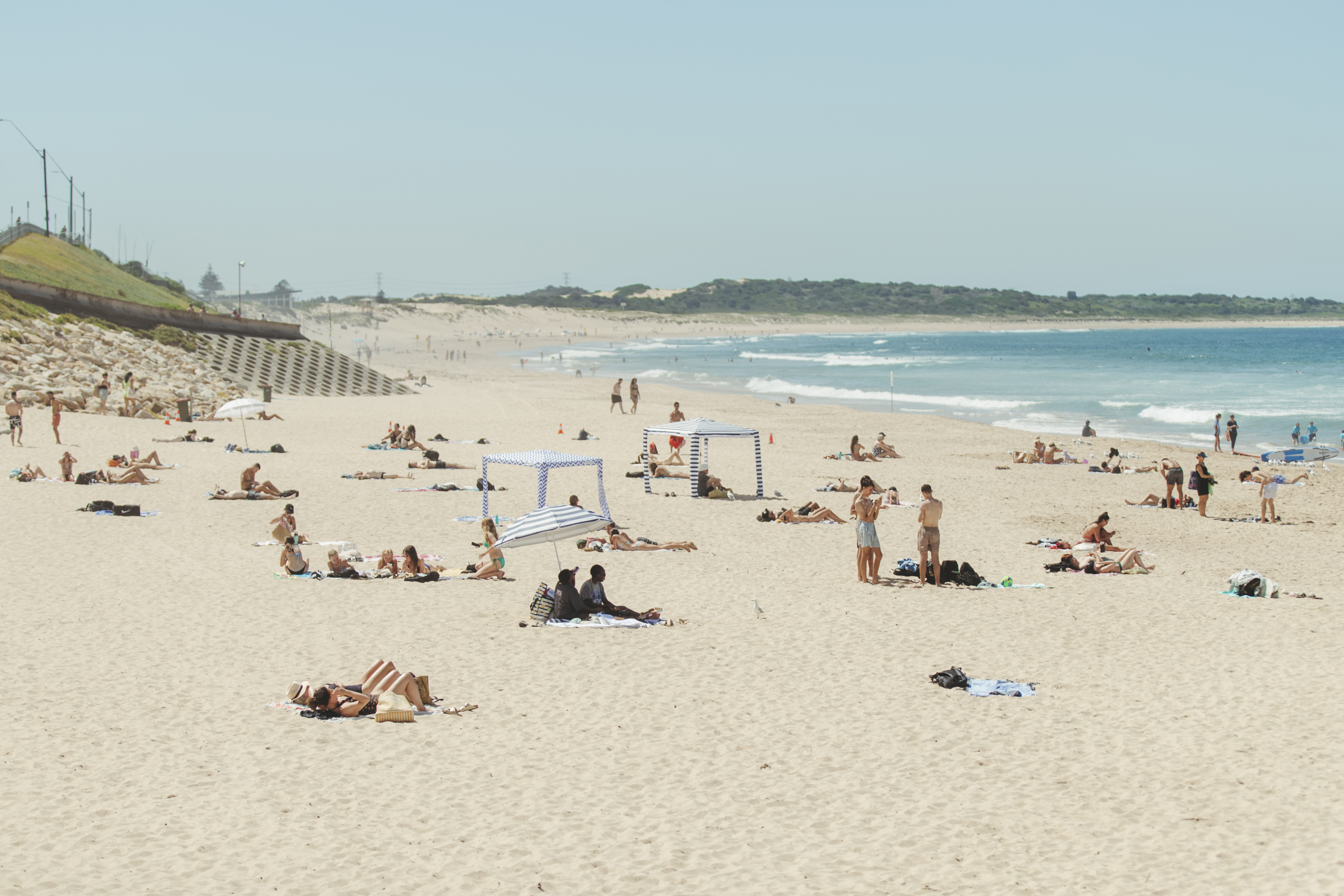 Hot air is expected to linger over New South Wales and the Australian Capital Territory throughout the week.