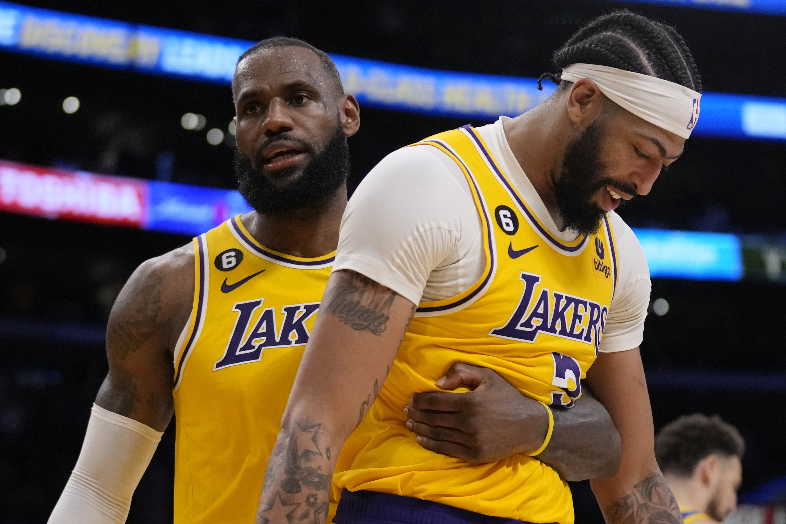 Lebron james hot sale lakers warriors