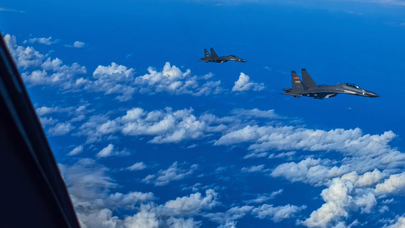 Aviones de combate chinos realizan ejercicios conjuntos de entrenamiento de combate en Taiwán