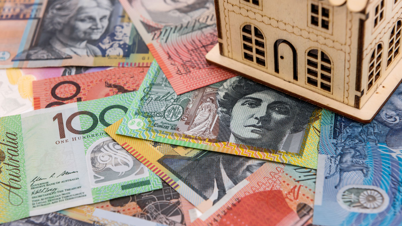 A record number of banks are offering cashback if you move your mortgage.