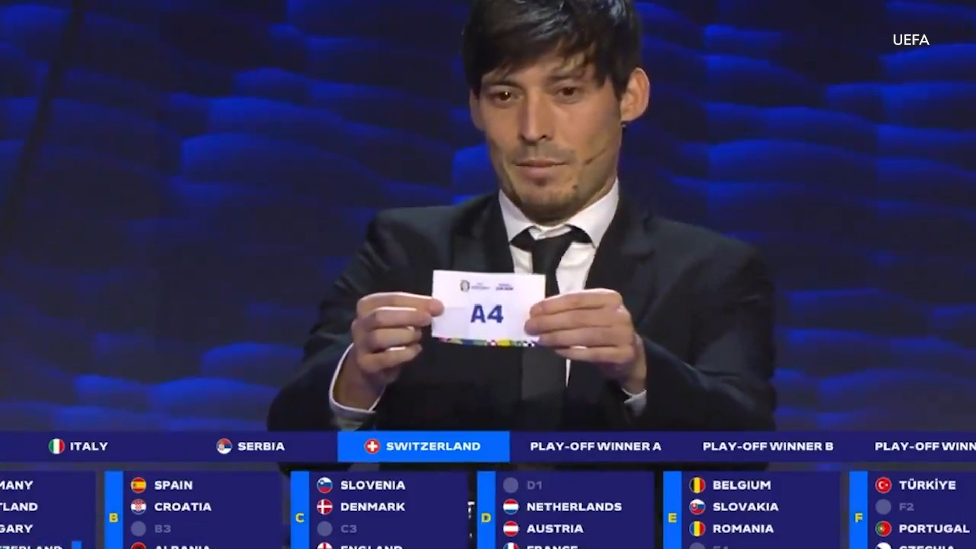 David Silva draws the Euros.