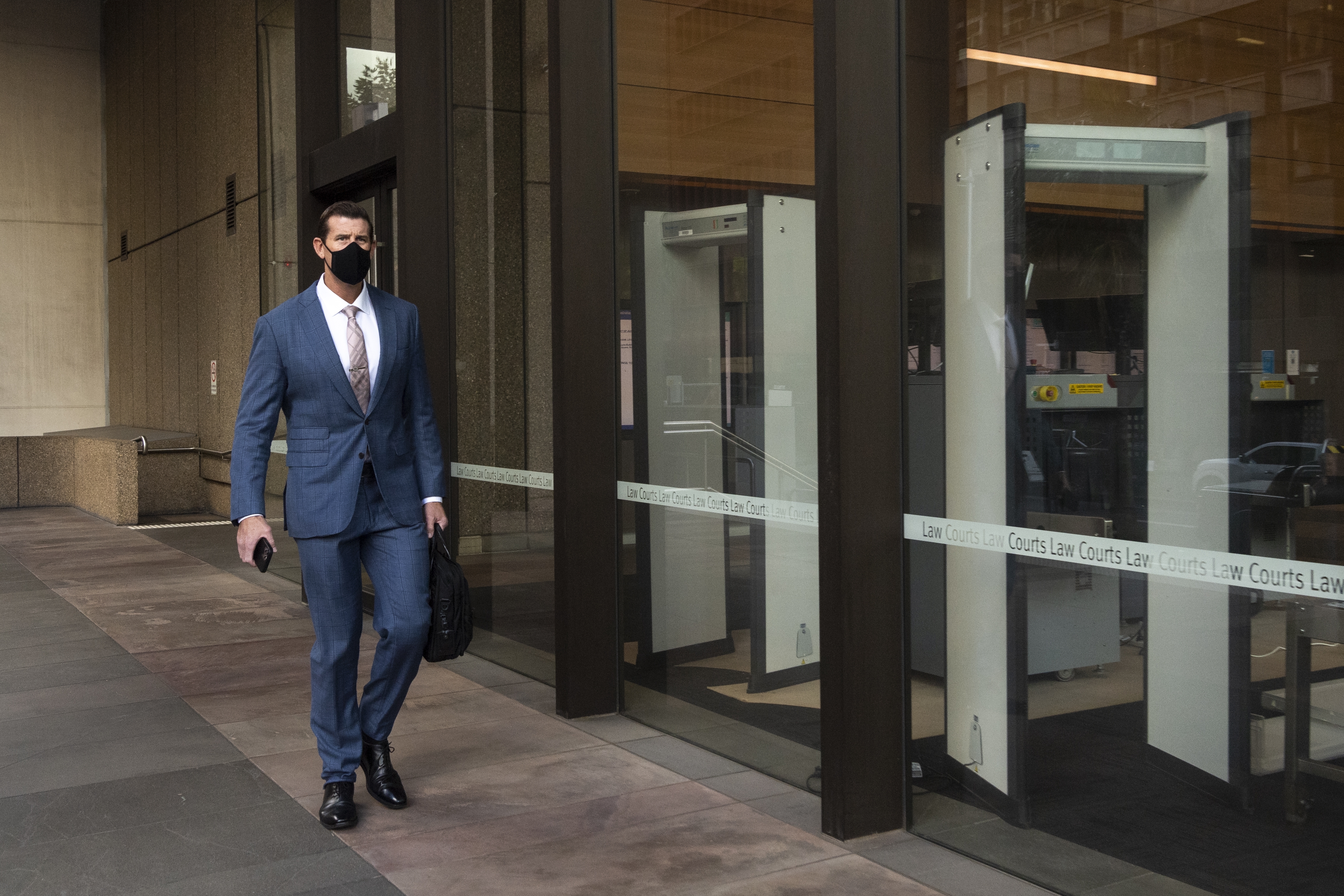 Ben Roberts-Smith arriving at the Federal Court. Sydney, February 16, 2022. Photo: Rhett Wyman/SMH