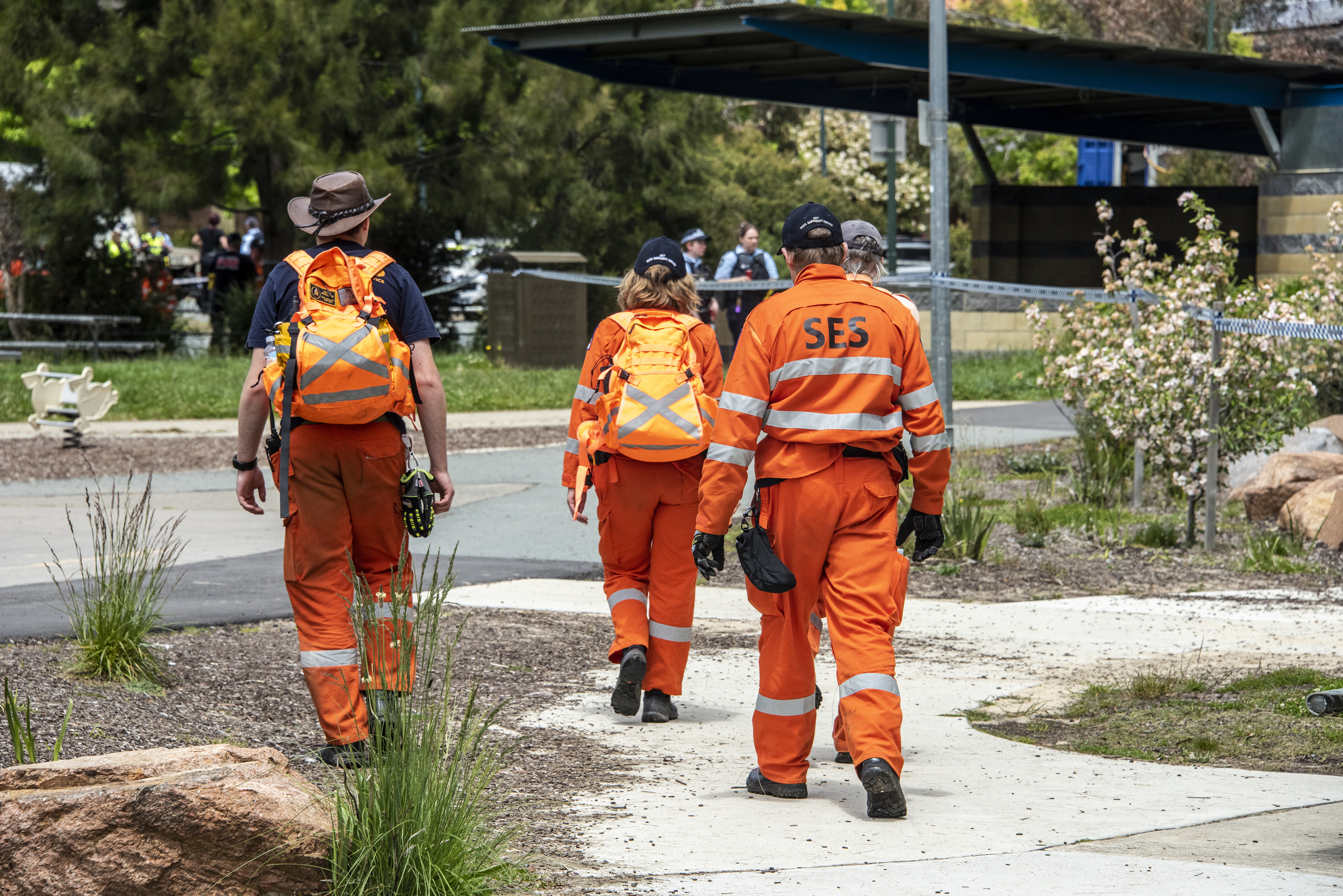 Police and State Emergency Service volunteers were initially searching the pond and nearby parkland for a missing girl.