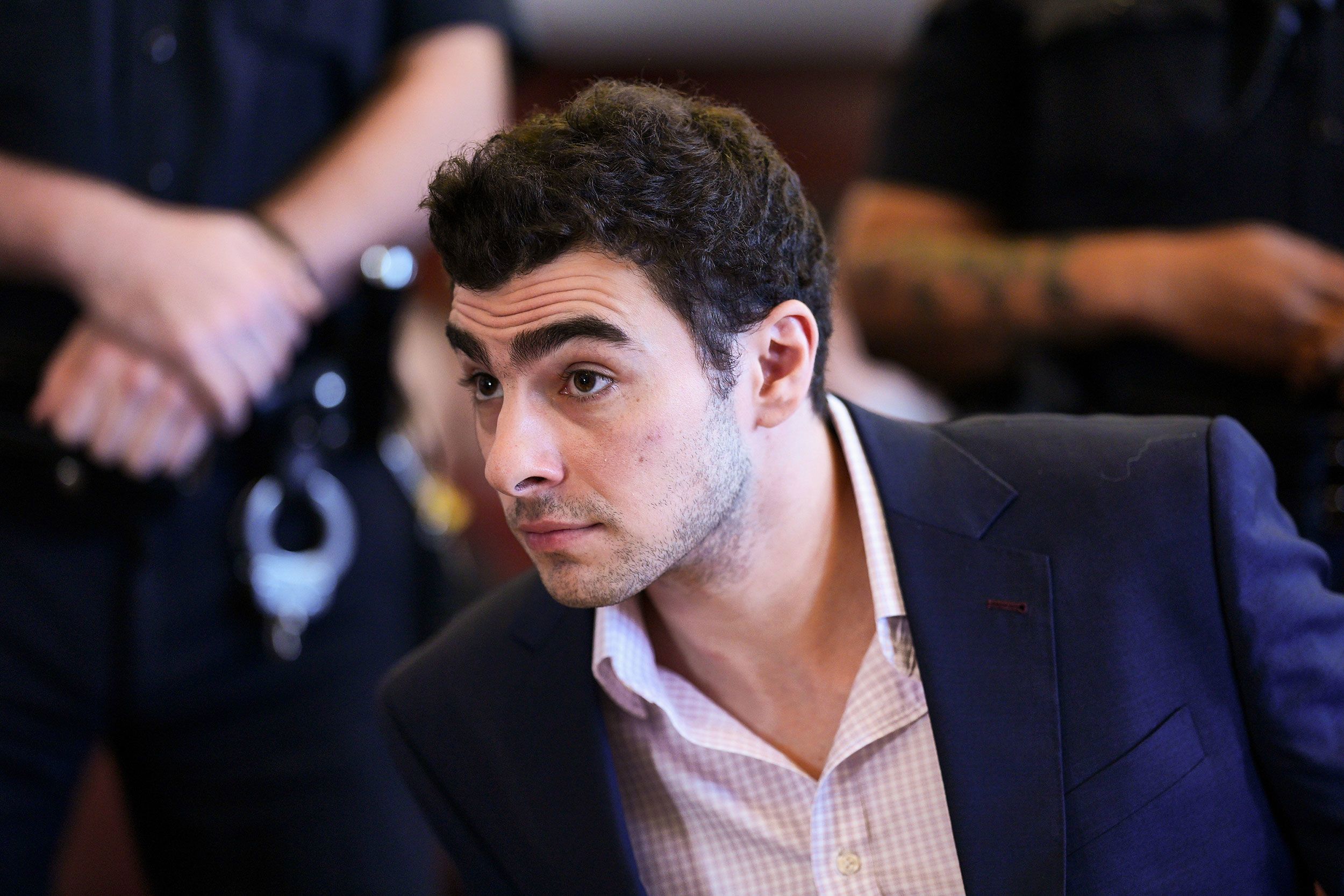 Baffling attempt to bust Luigi Mangione out of prison