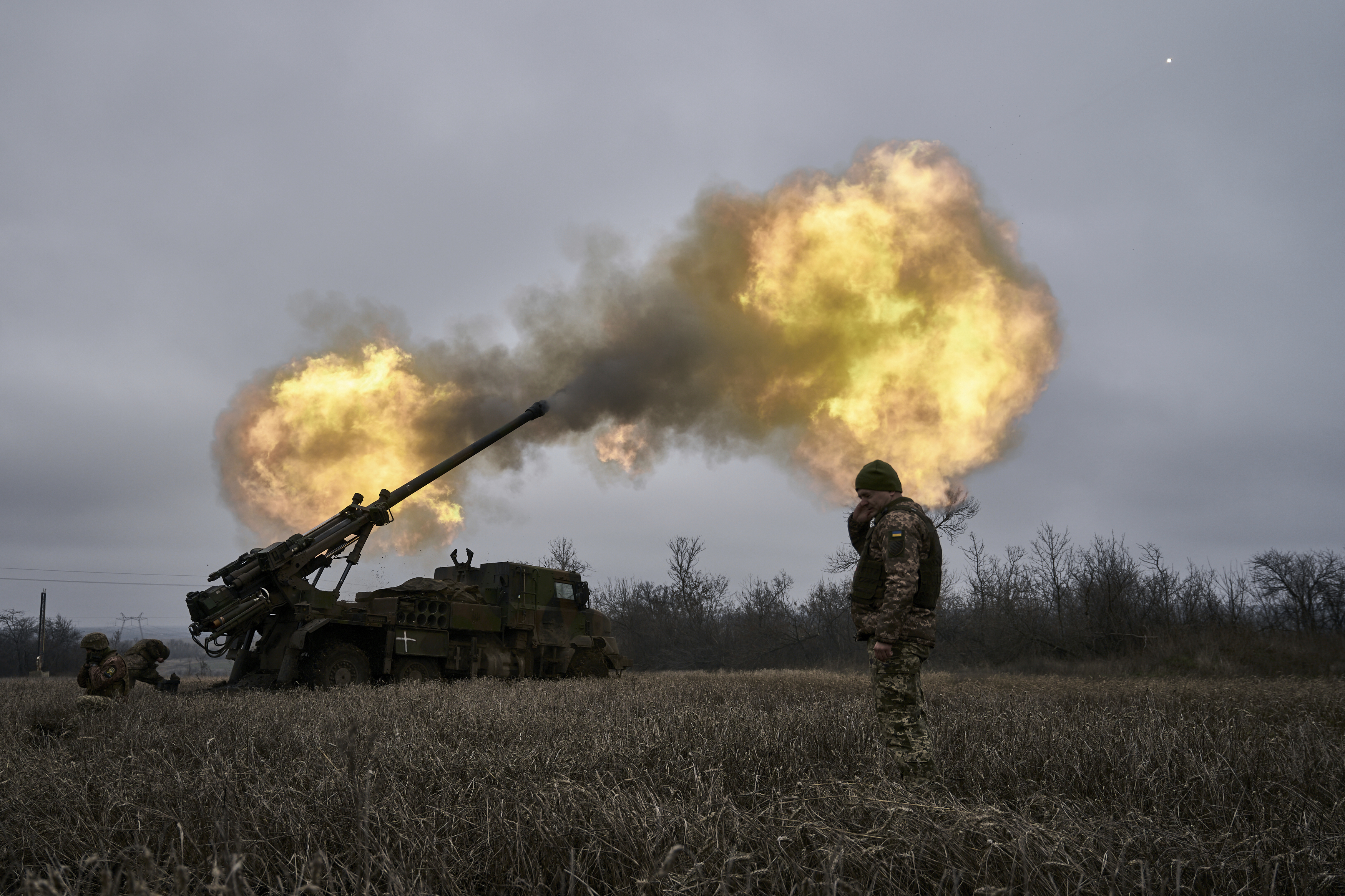 Putin advierte que enviar tropas occidentales a Ucrania corre el riesgo de una guerra nuclear global