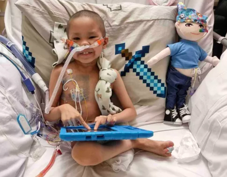 Chandler Tran from Sydney's west has bone cancer.