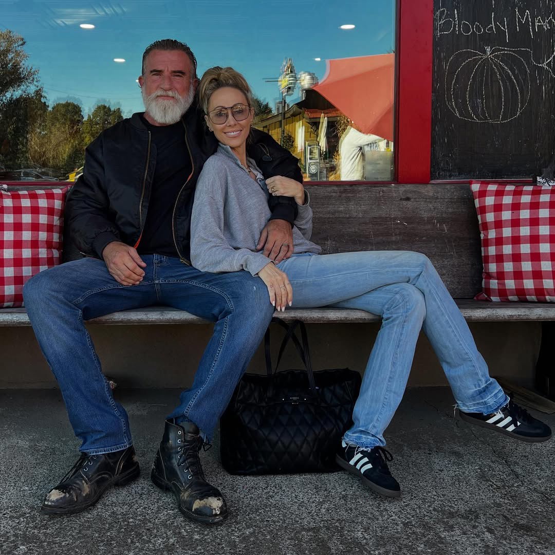 Tish Cyrus and Dominic Purcell