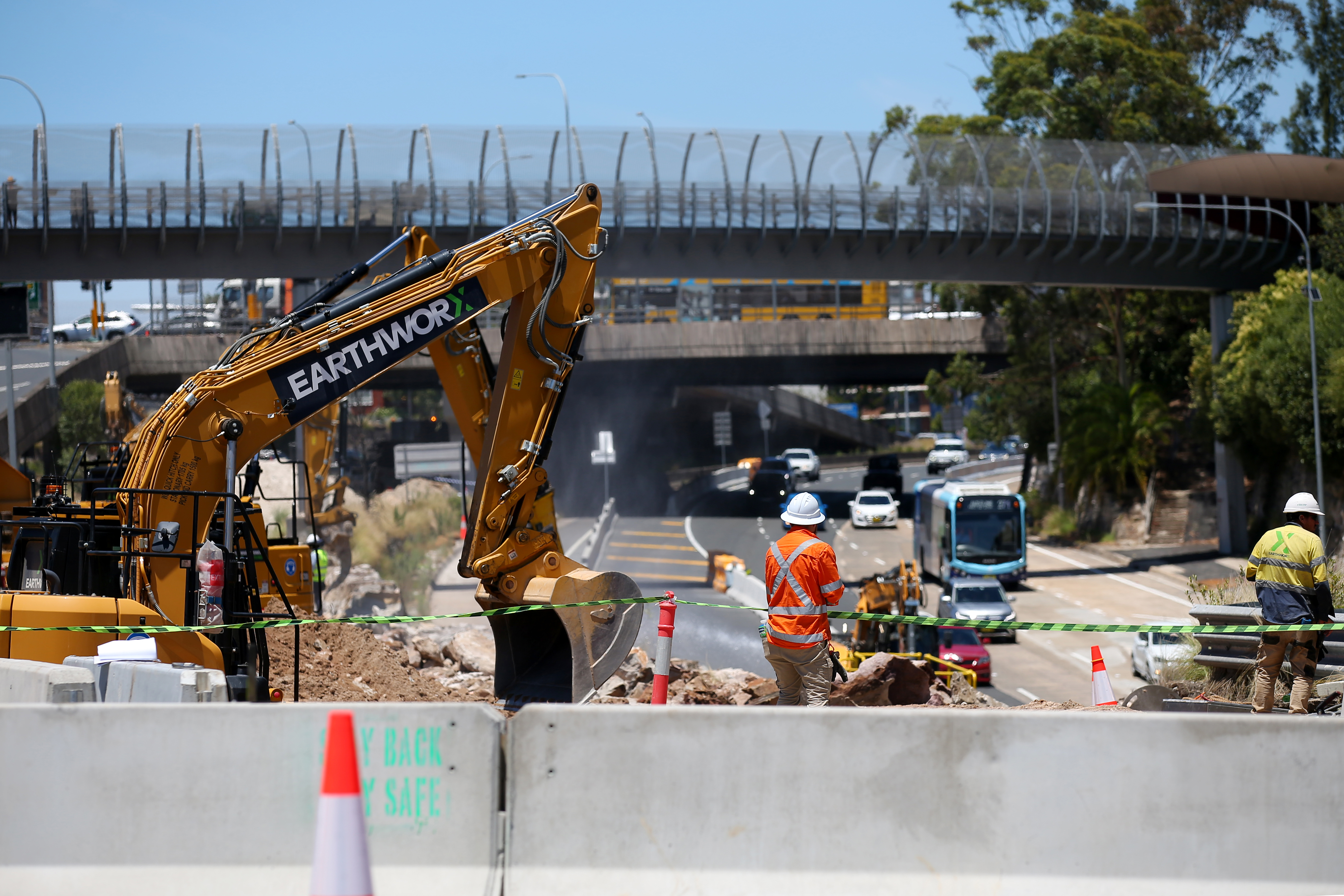 Workers on the Warringah Freeway upgrade