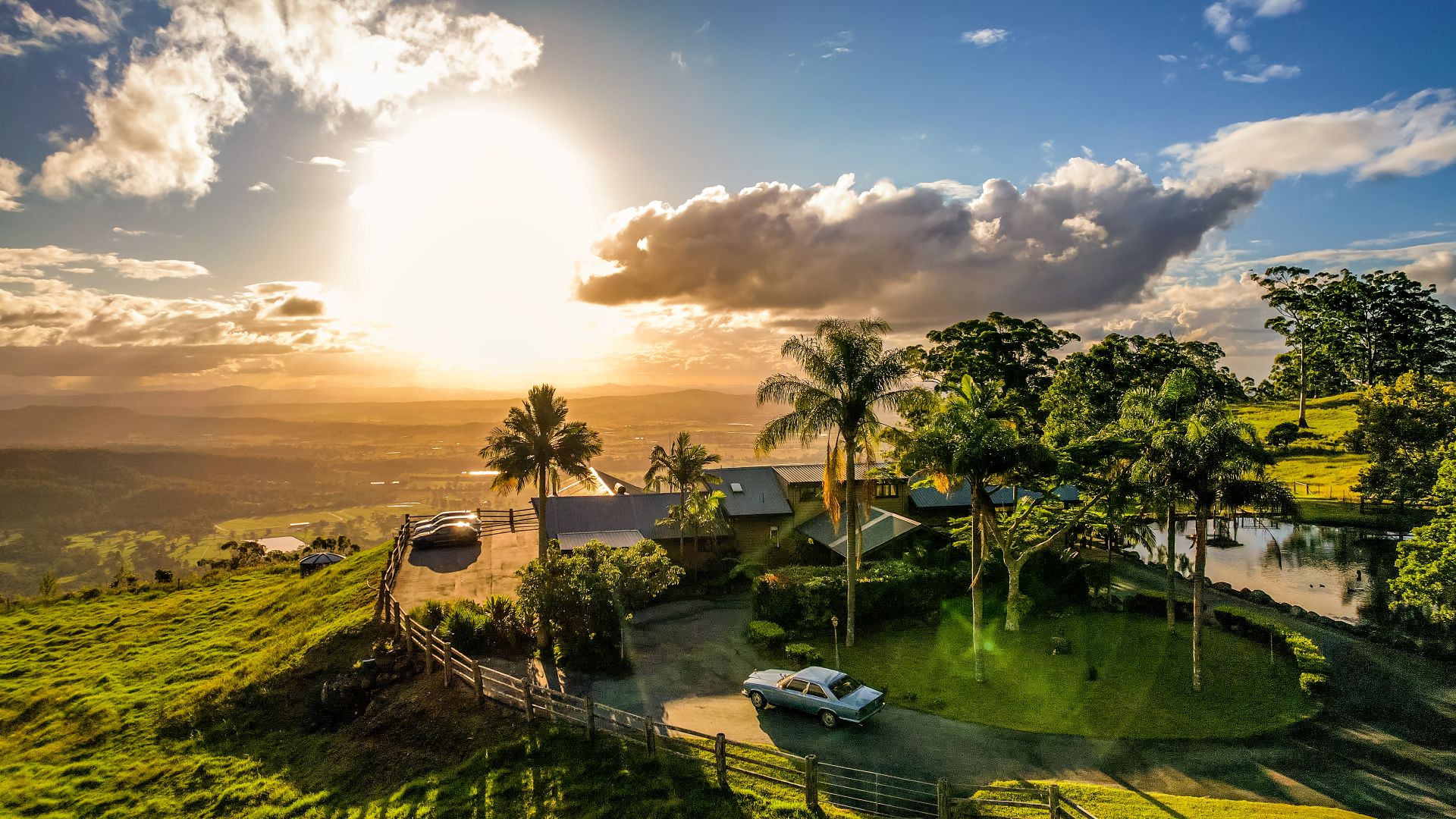 Cedar Lodge Retreat - Mt Tamborine qld grand country estate for sale