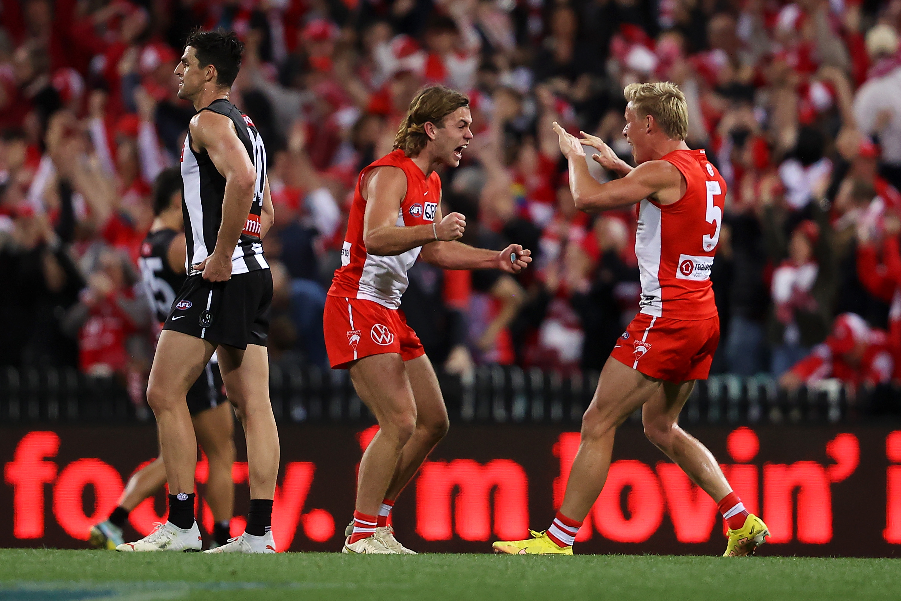 Sydney Swans 2024 Nike Mens Running Shorts