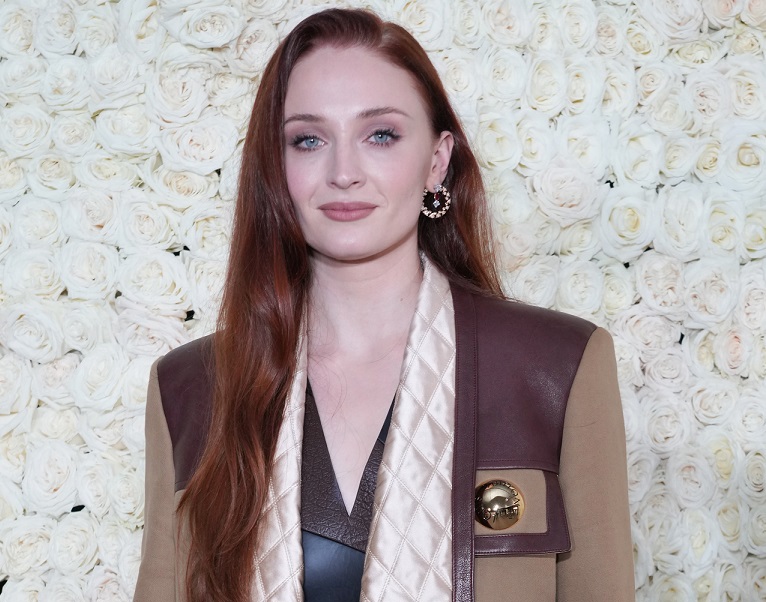 sophie turner single mum