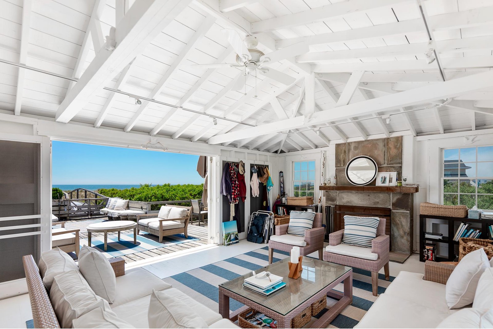 hamptons beach cottage USD 12 million