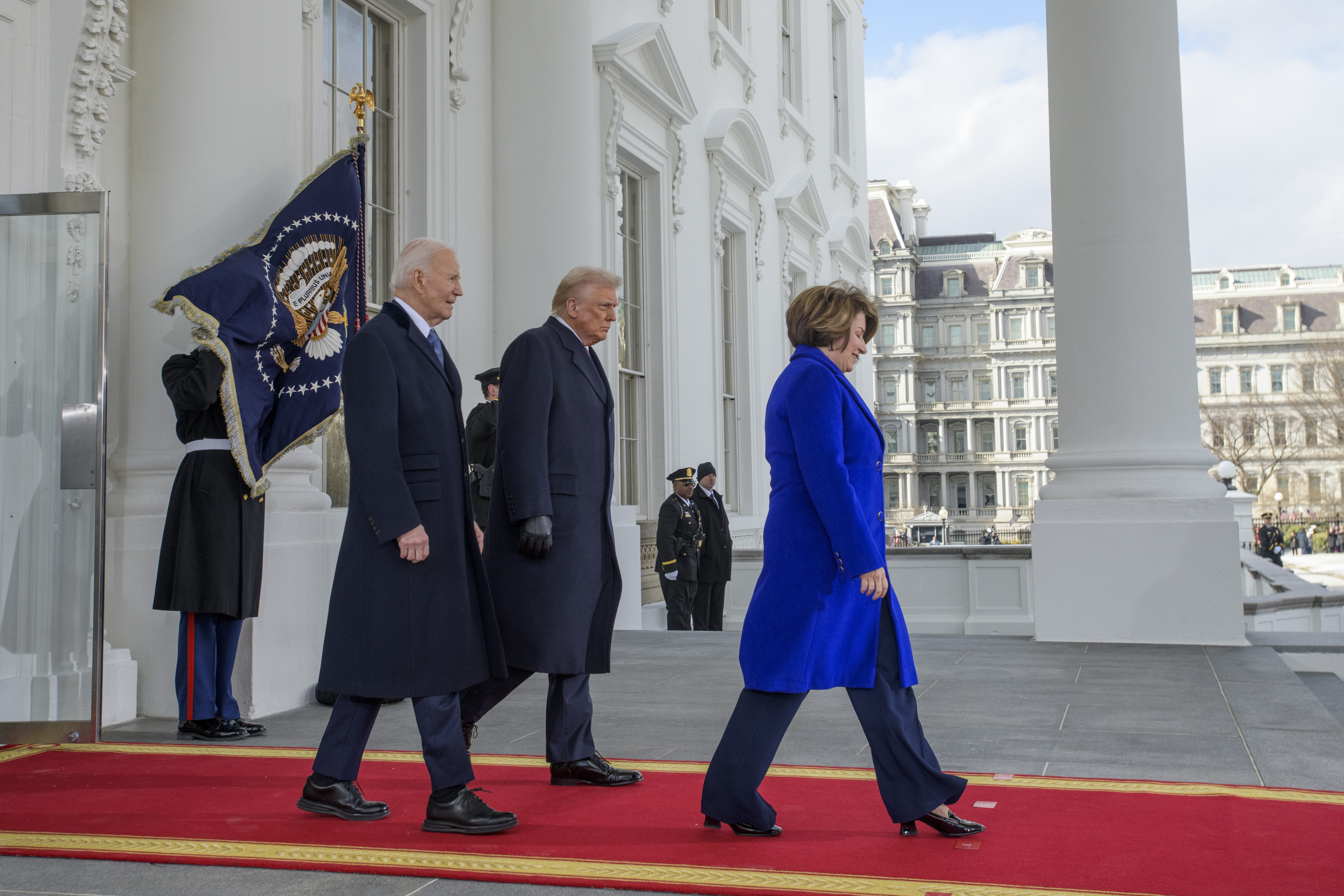 La frenética ventana de cinco horas para convertir la Casa Blanca en la casa de Trump﻿