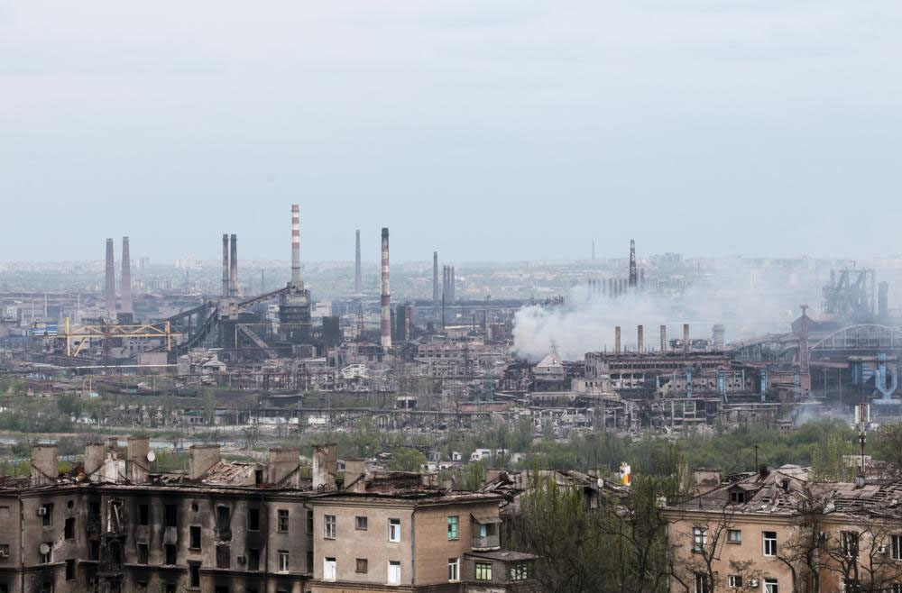 Smoke rises from the Metallurgical Combine Azovstal in Mariupol, in territory under the government of the Donetsk People's Republic, eastern in Mariupol, Ukraine, 
