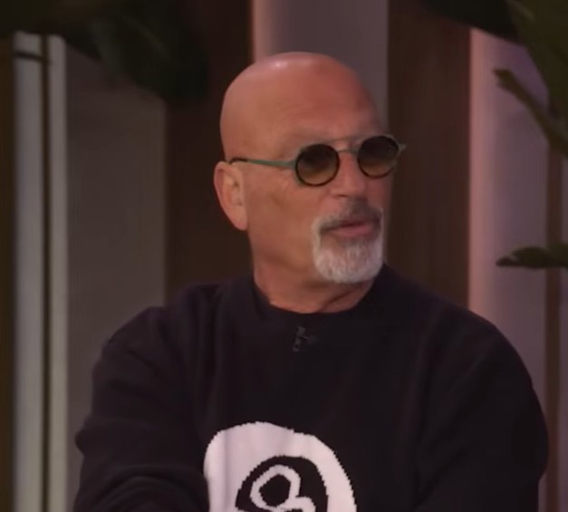 America's Got Talent host Howie Mandel got into a heated argument with TV hosts Kelly Ripa and Mark Consuelos over looking good at 70.