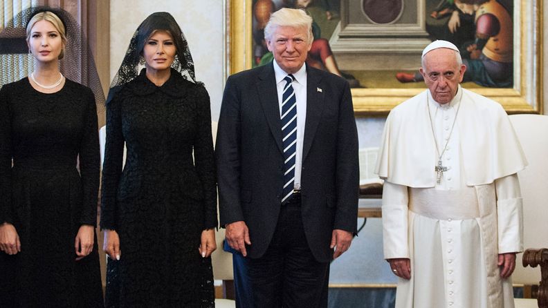 Melania Trump (centre) with husband former US President Donald Trump and his daughter, Ivanka meeting the Pope in 2017.