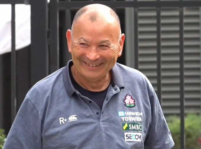 Eddie Jones at Coogee Oval.