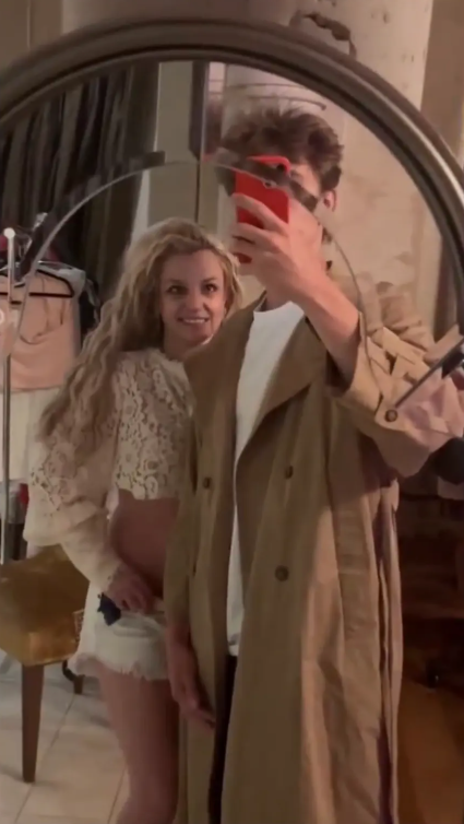 Britney Spears appears in instagram video after DUi charges 