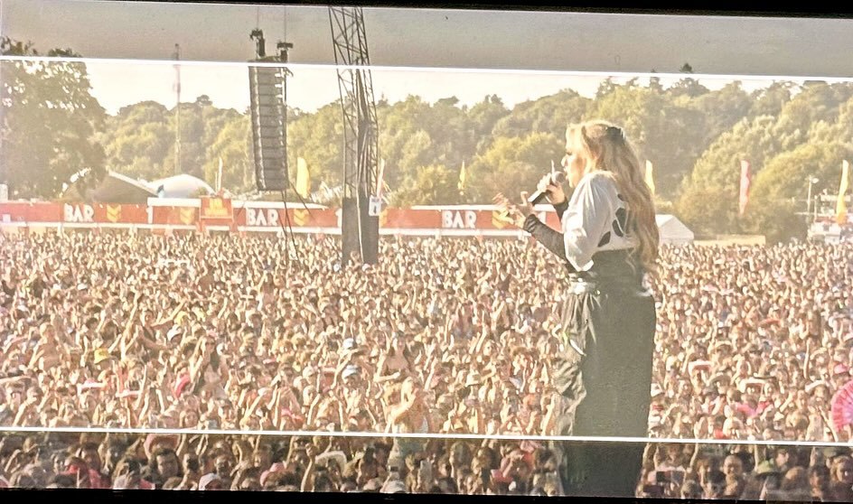 Rebel Wilson performs with The Kooks at Reading Festival