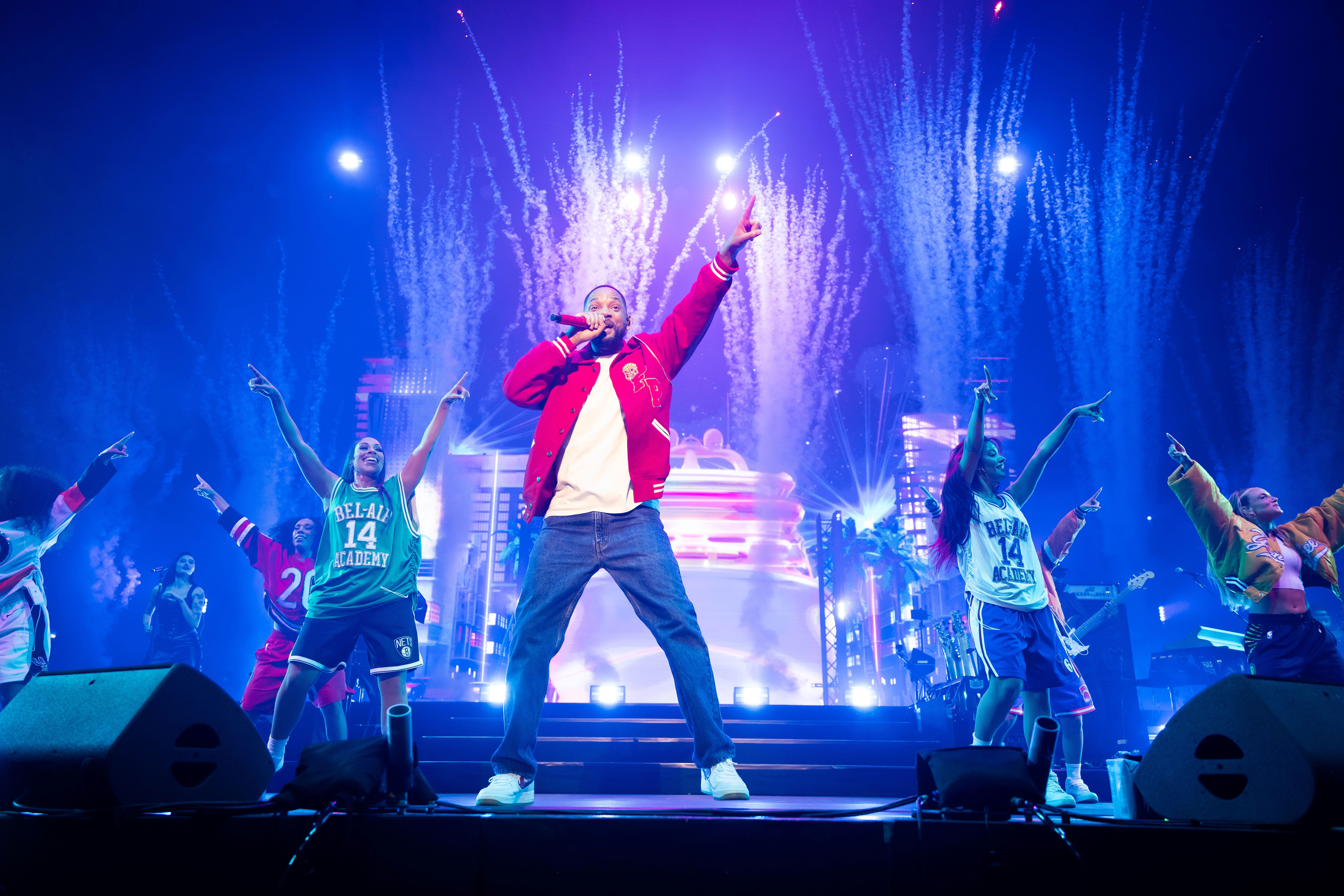 FRANKFURT AM MAIN, GERMANY - JULY 18: Will Smith performs live onstage during the "Based On A True Story" Summer Tour at Festhalle Frankfurt on July 18, 2025 in Frankfurt am Main, Germany. (Photo by Andreas Rentz/Getty Images)