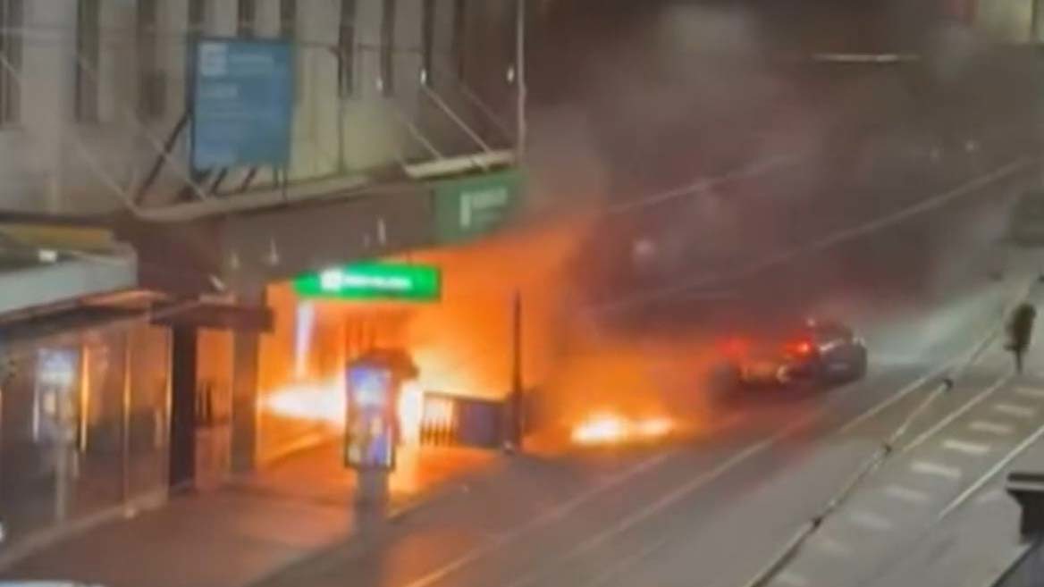 Two more bars attacked in Melbourne as fears grow 