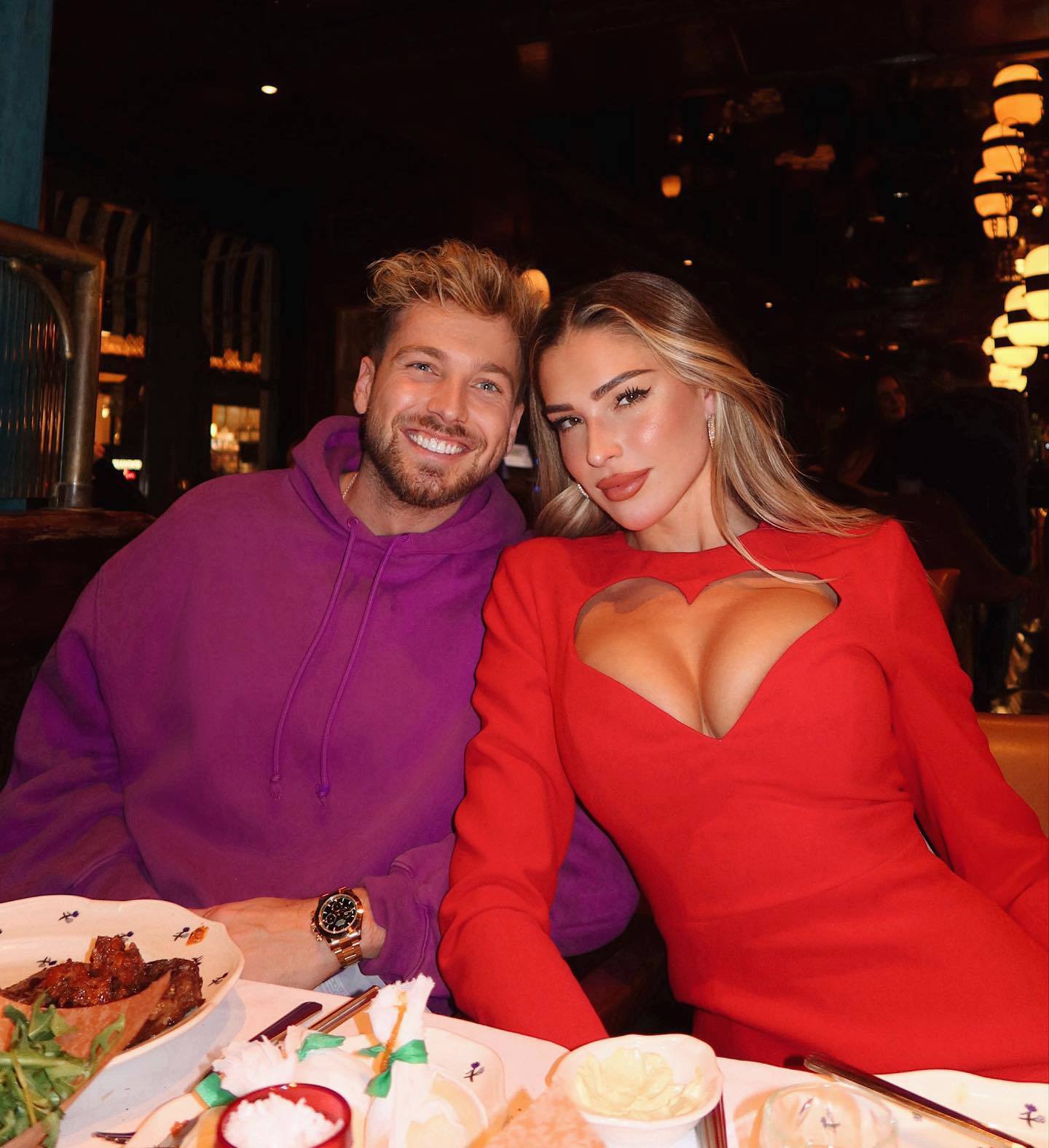 Zara McDermott Sam Thompson Love Island