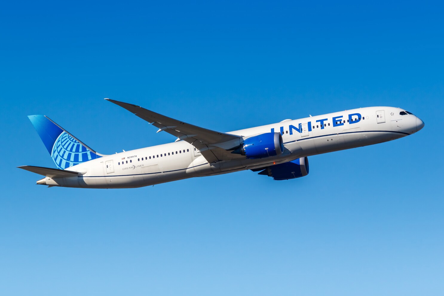 8 - United Airlines