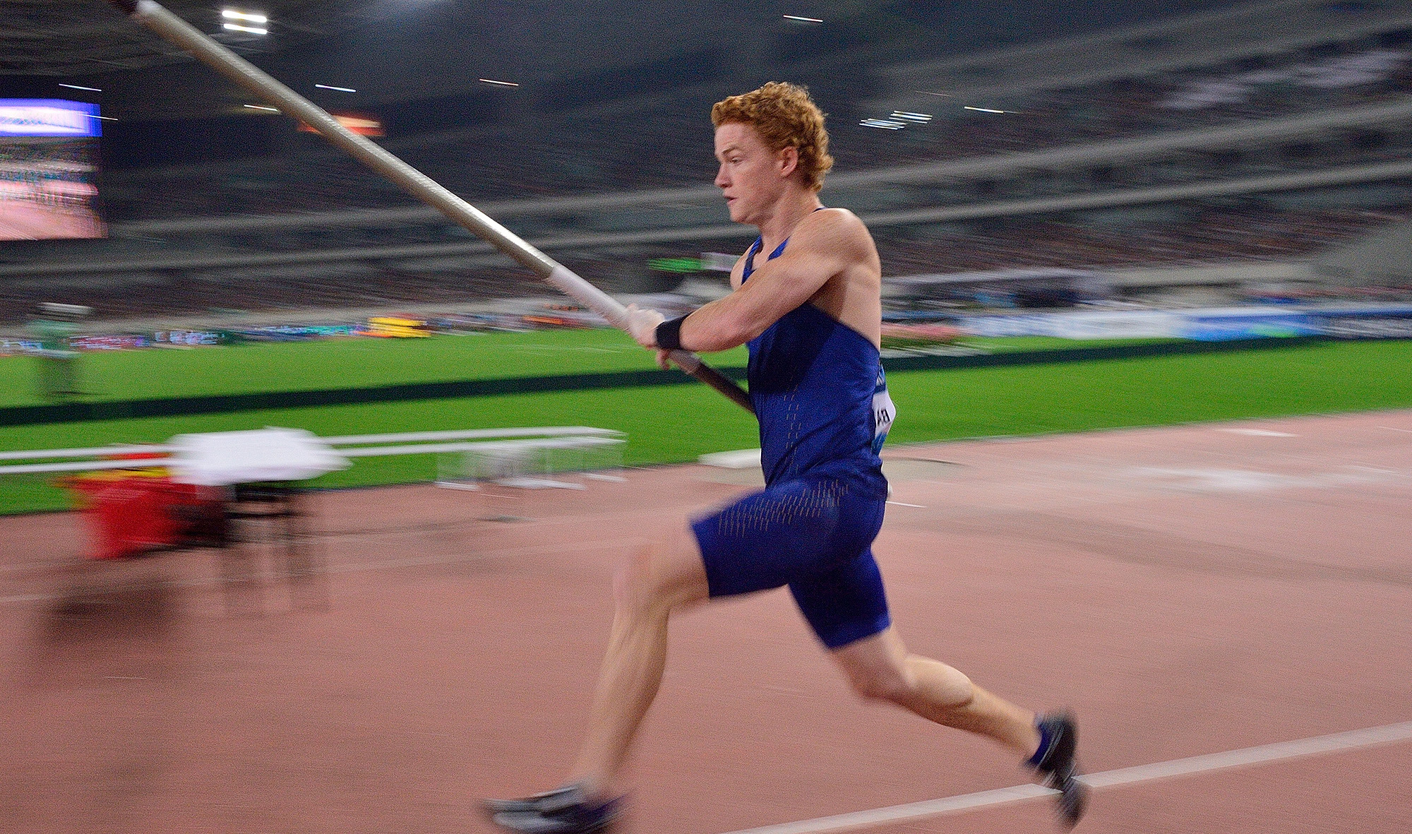 Pole Vault record holder Shawn Barber dead at 29 from medical complications