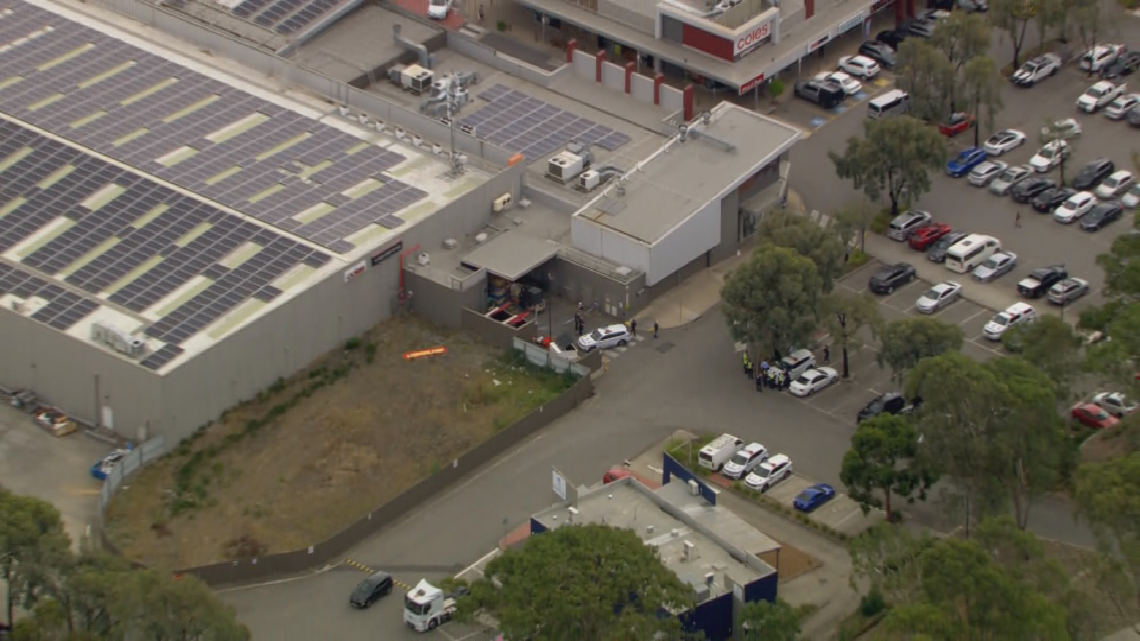 Investigation under way after man dies inside Melbourne shopping centre