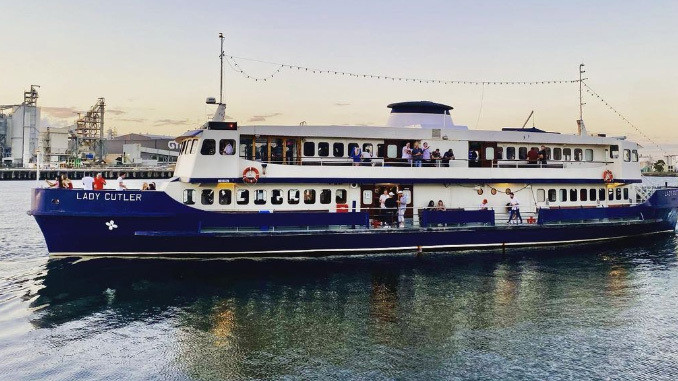 Authorities are investigating after several people on a party boat were injured after it crashed into a dock in Melbourne.The Lady Cutler show boat with around 200 on board collided with Central Pier at Docklands, Melbourne about 5:30 pm on Saturday.
