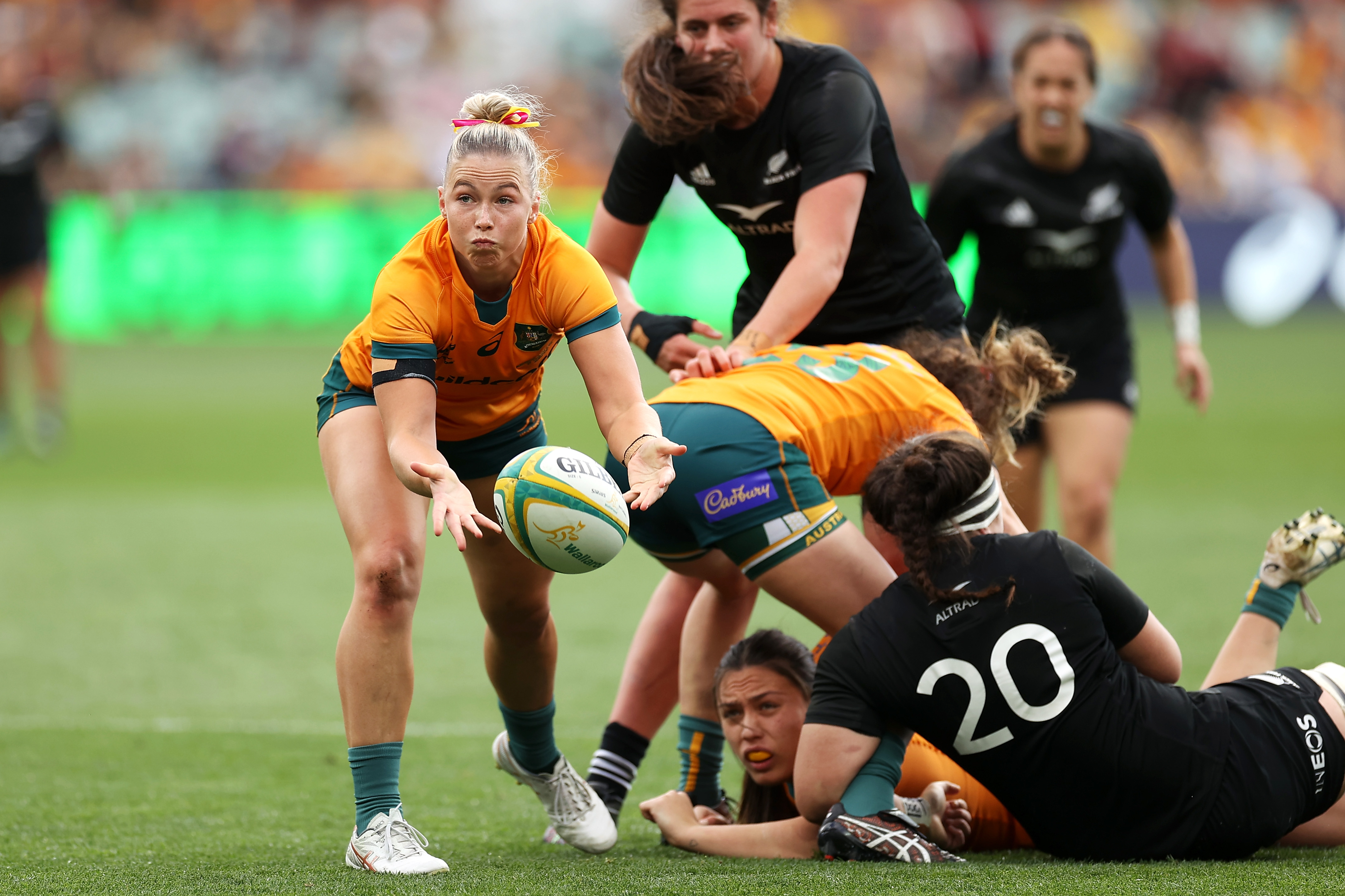 Layne Morgan of the Wallaroos passes during the O'Reilly Cup.