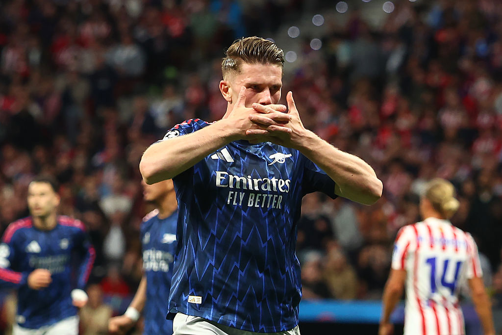 Viktor Gyokeres of Arsenal celebrates scoring a penalty.