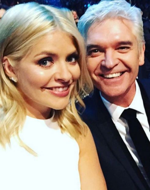 Holly Willoughby, Phillip Schofield, selfie