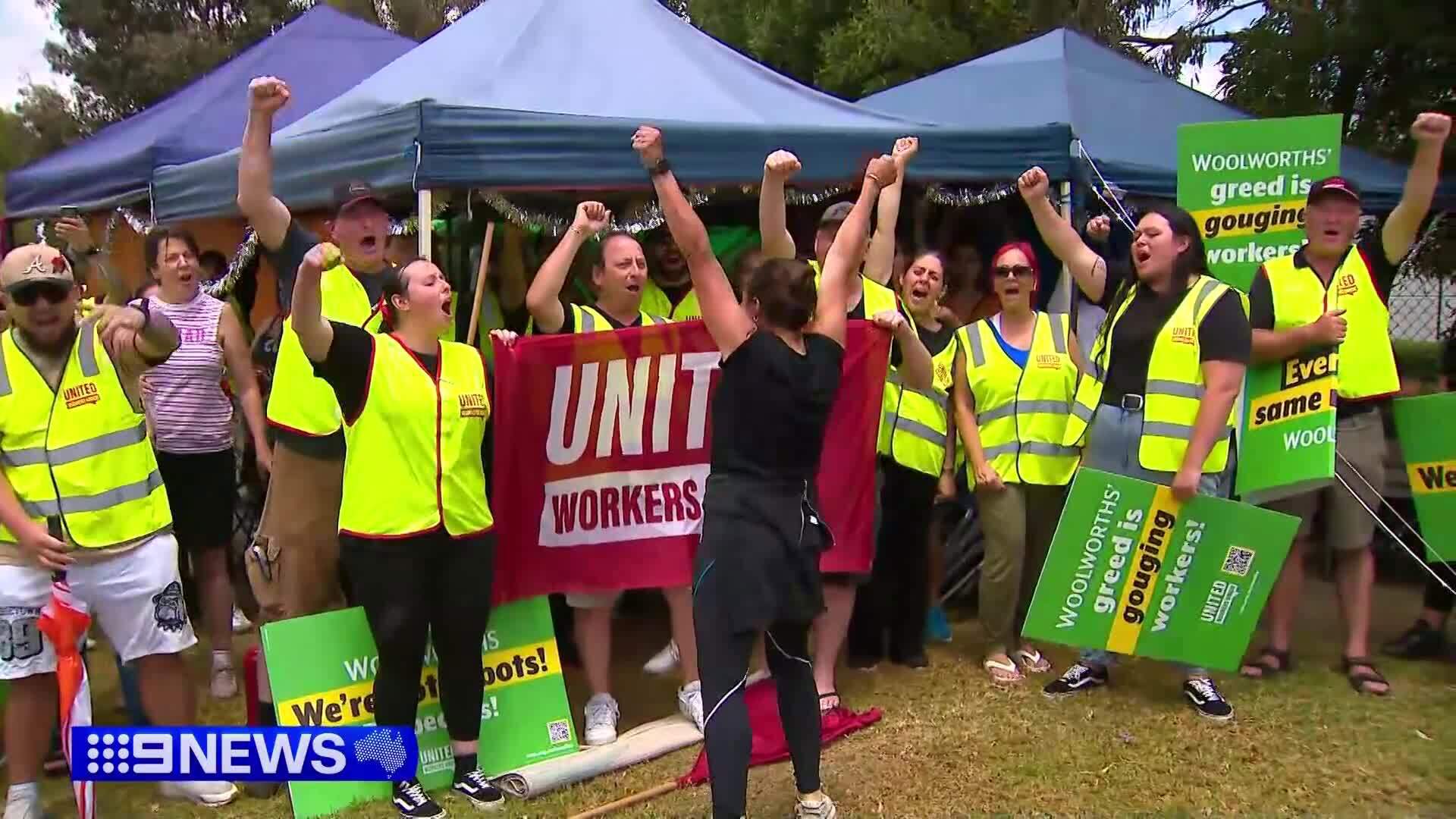 Woolworths has reached an agreement with the United Workers Union after staff walked off the job more than two weeks ago.