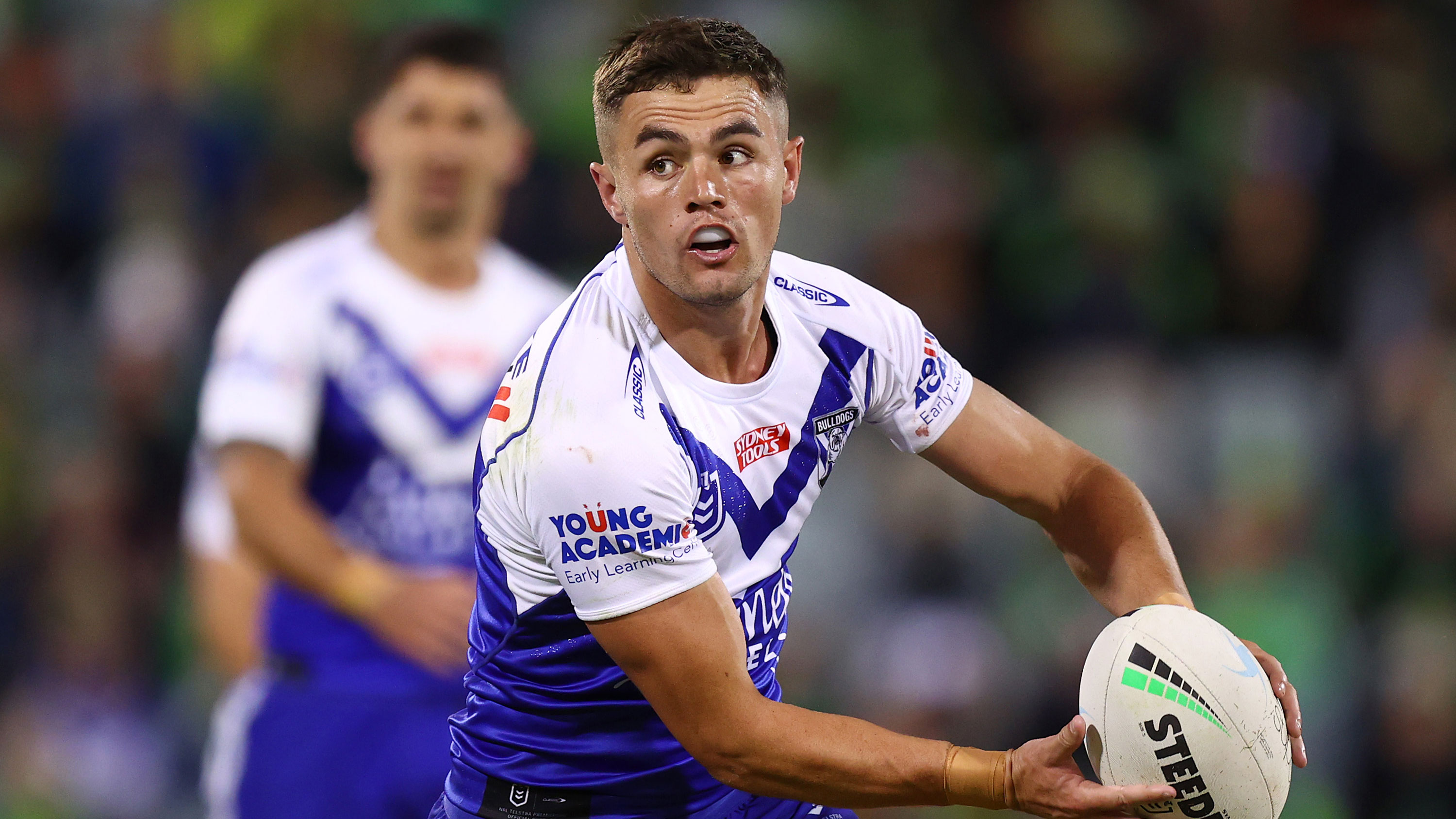 NRL News | Bulldogs half Kyle Flanagan refuses to leave; The impending removal of Justin Holbrook's Titans