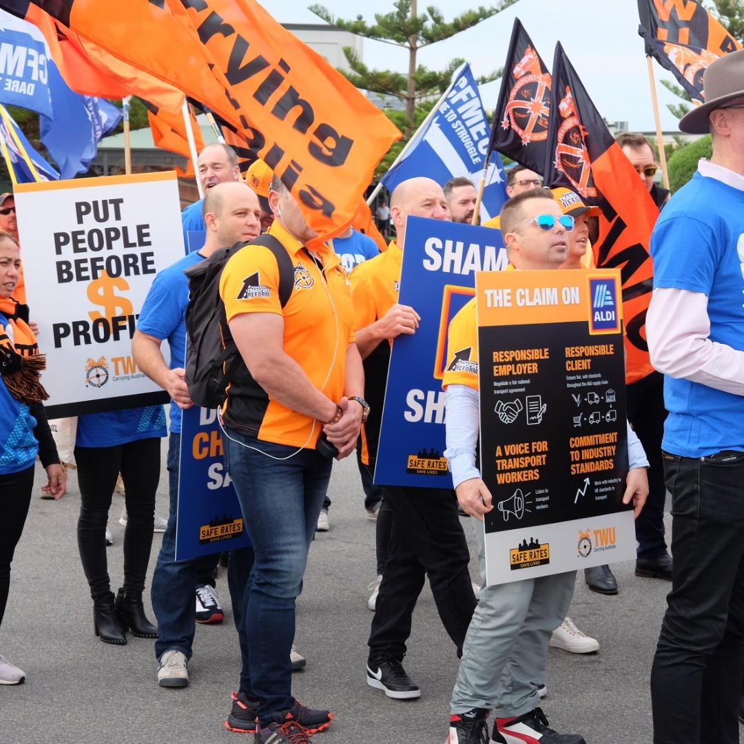 100 truckies stood together and marched to Aldi in South Fremantle 