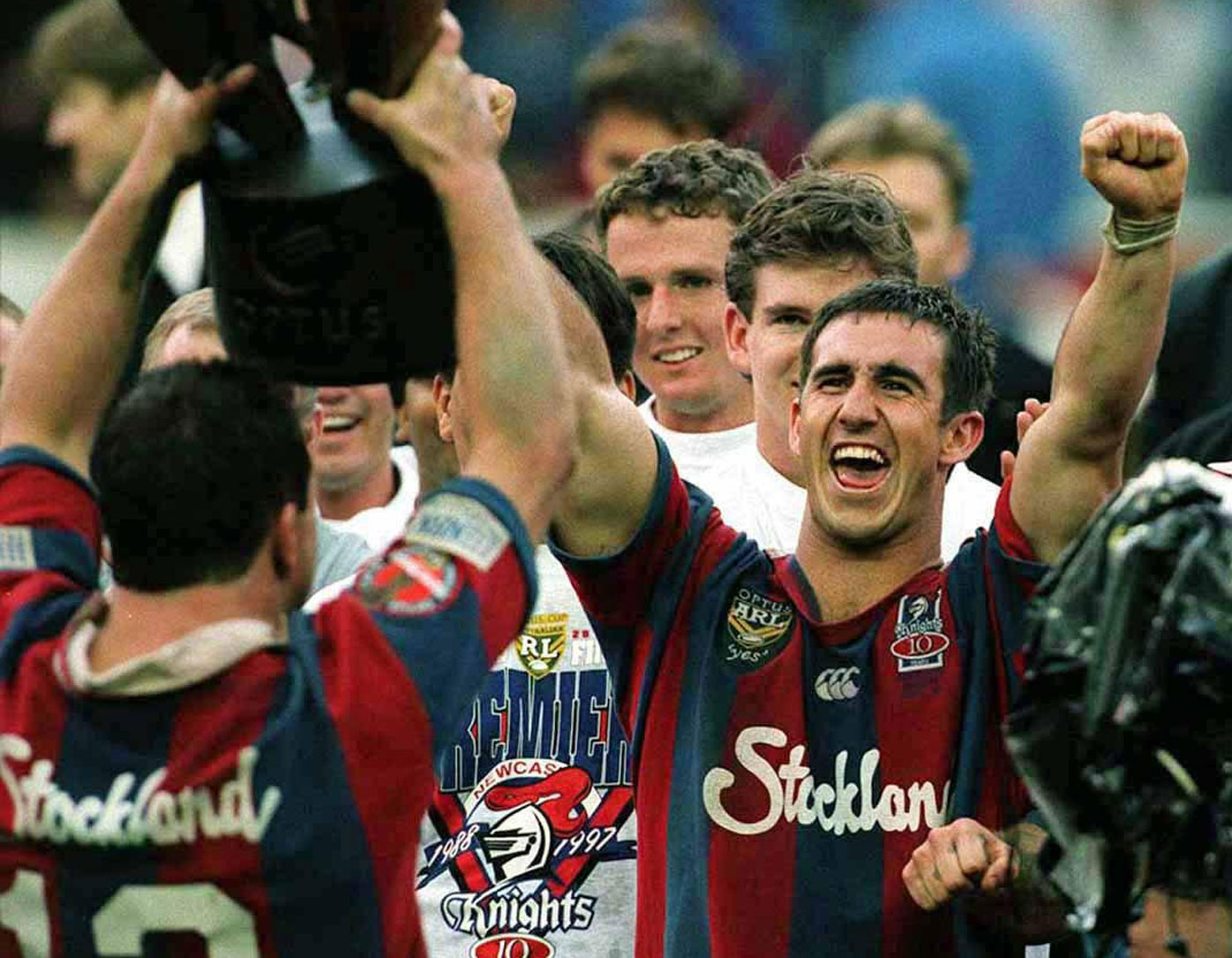 Stockland - Stockland sponsors The Newcastle Knights in 1997.