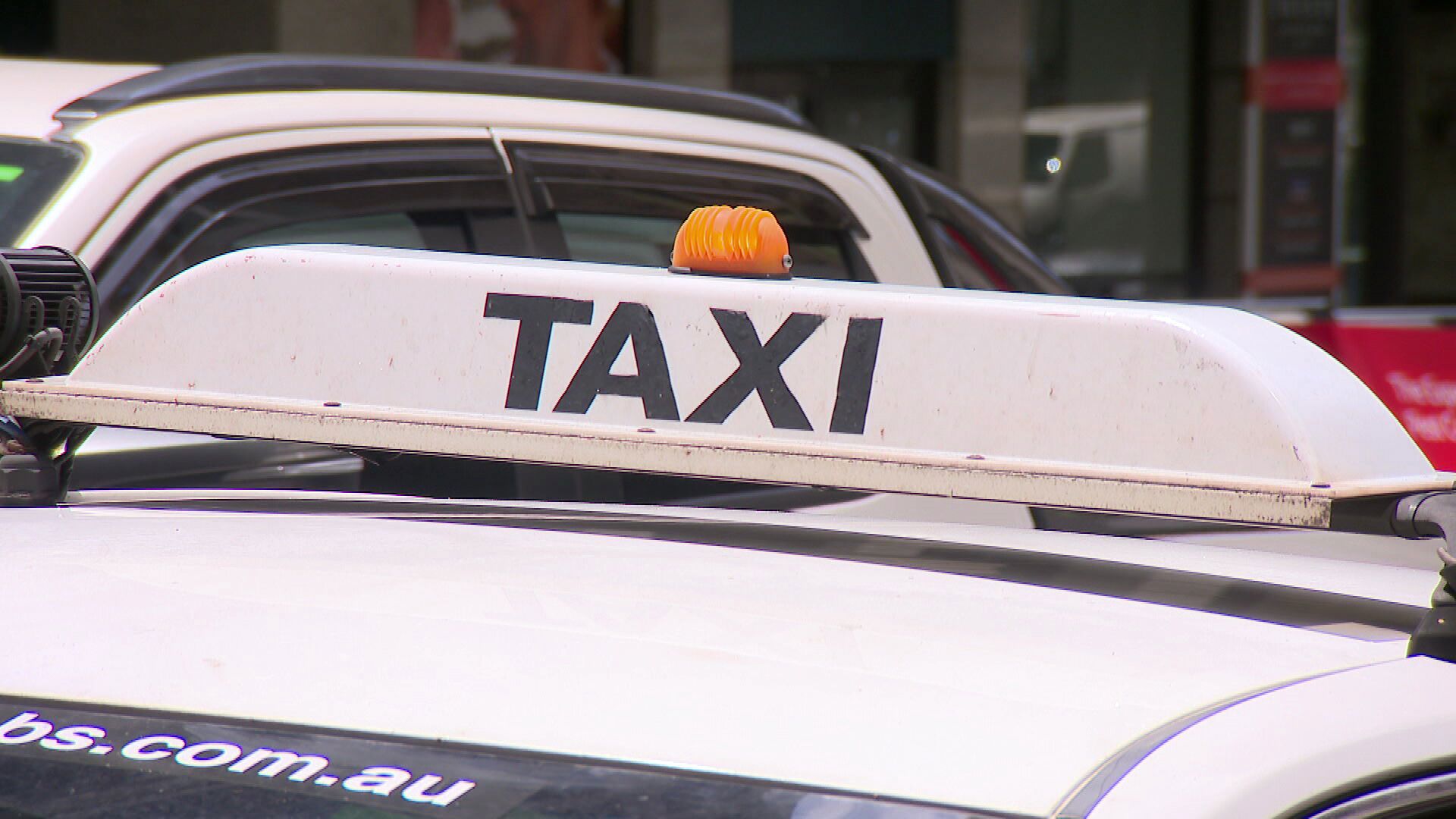 Sydney Airport set to introduce fixed taxi fare rides to the CBD