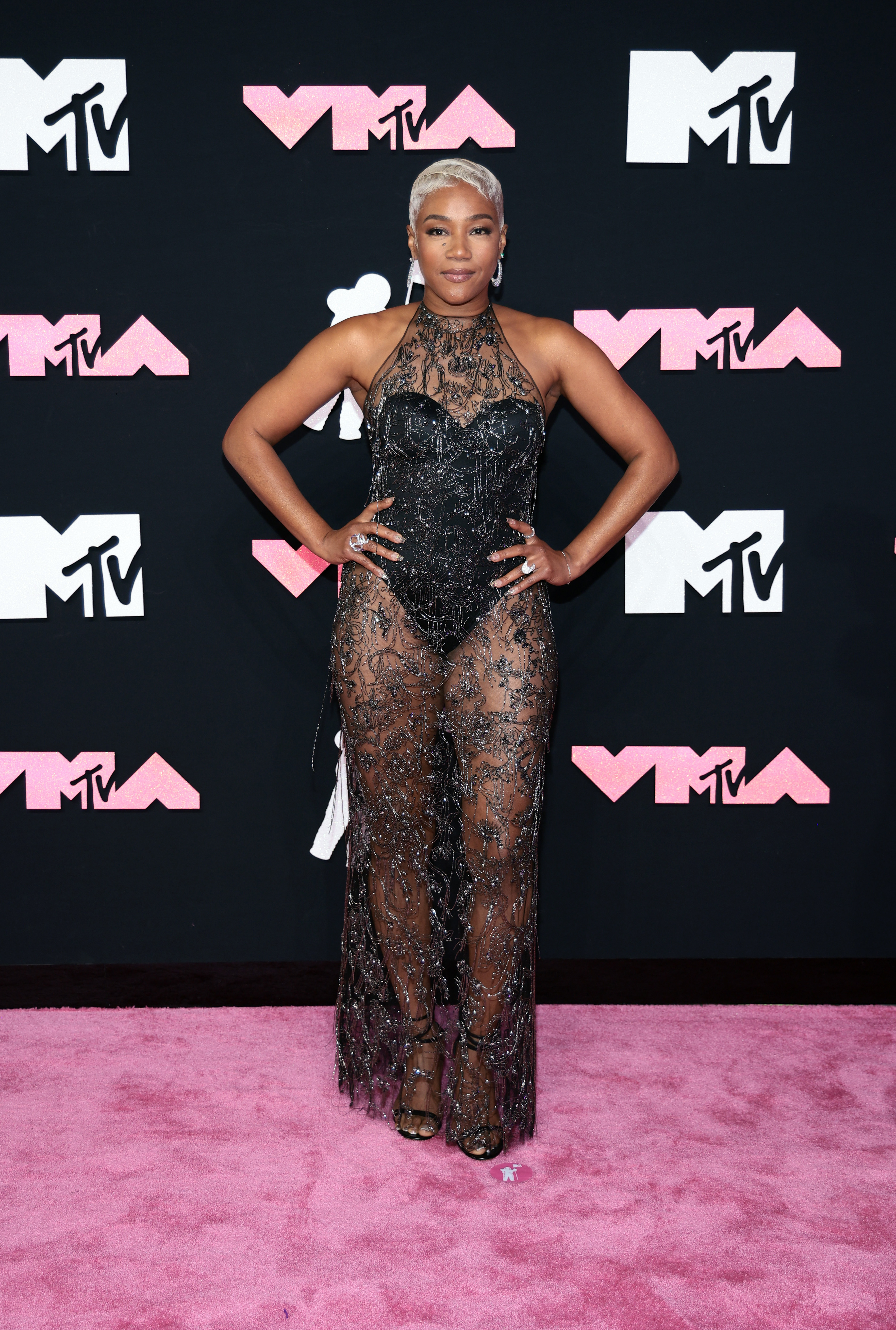 Nicki Minaj wears bridal corset and lace veil on the VMAs 2023 red carpet