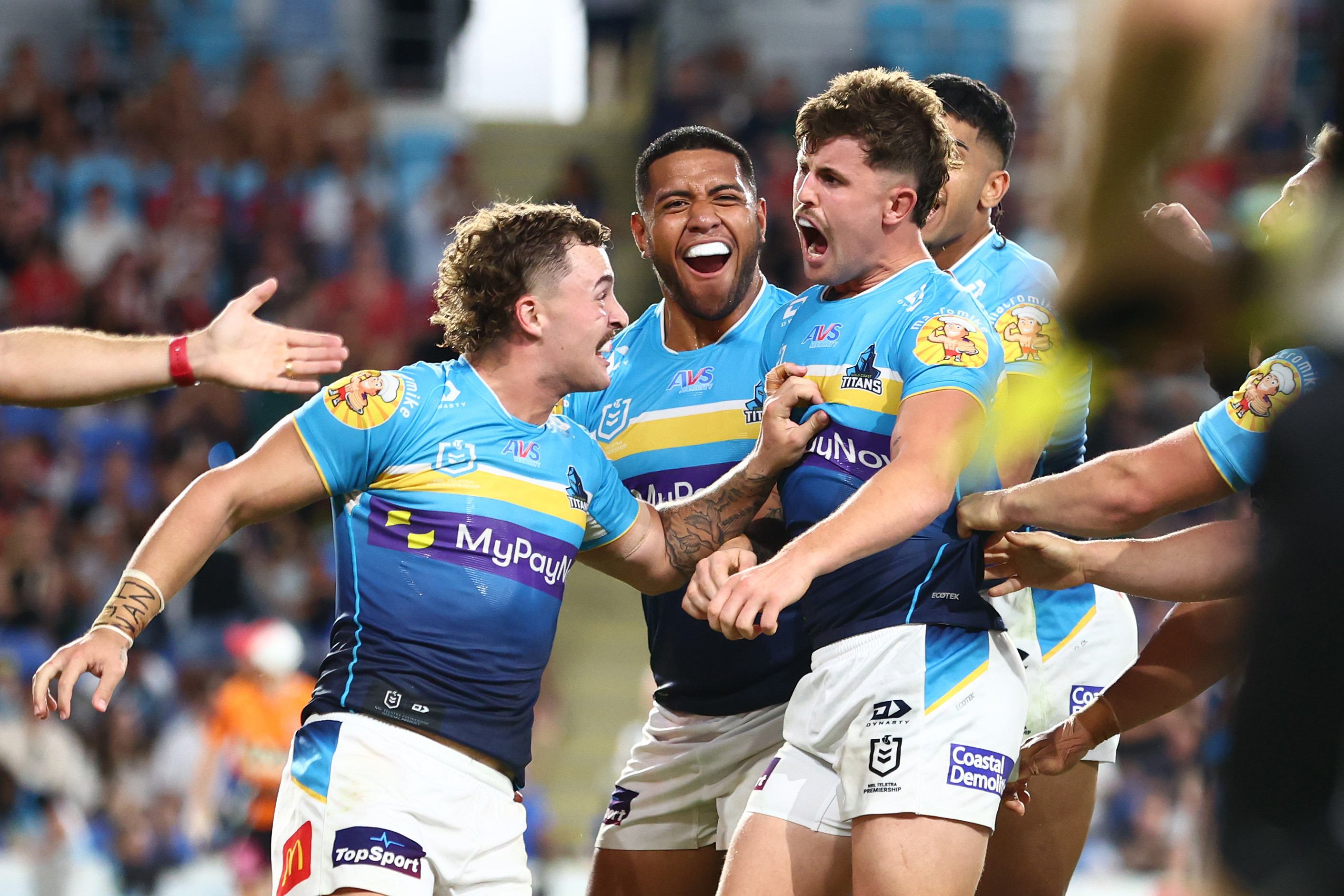 Gold Coast Titans suffer horror second half collapse to go down to the  Canterbury-Bankstown Bulldogs