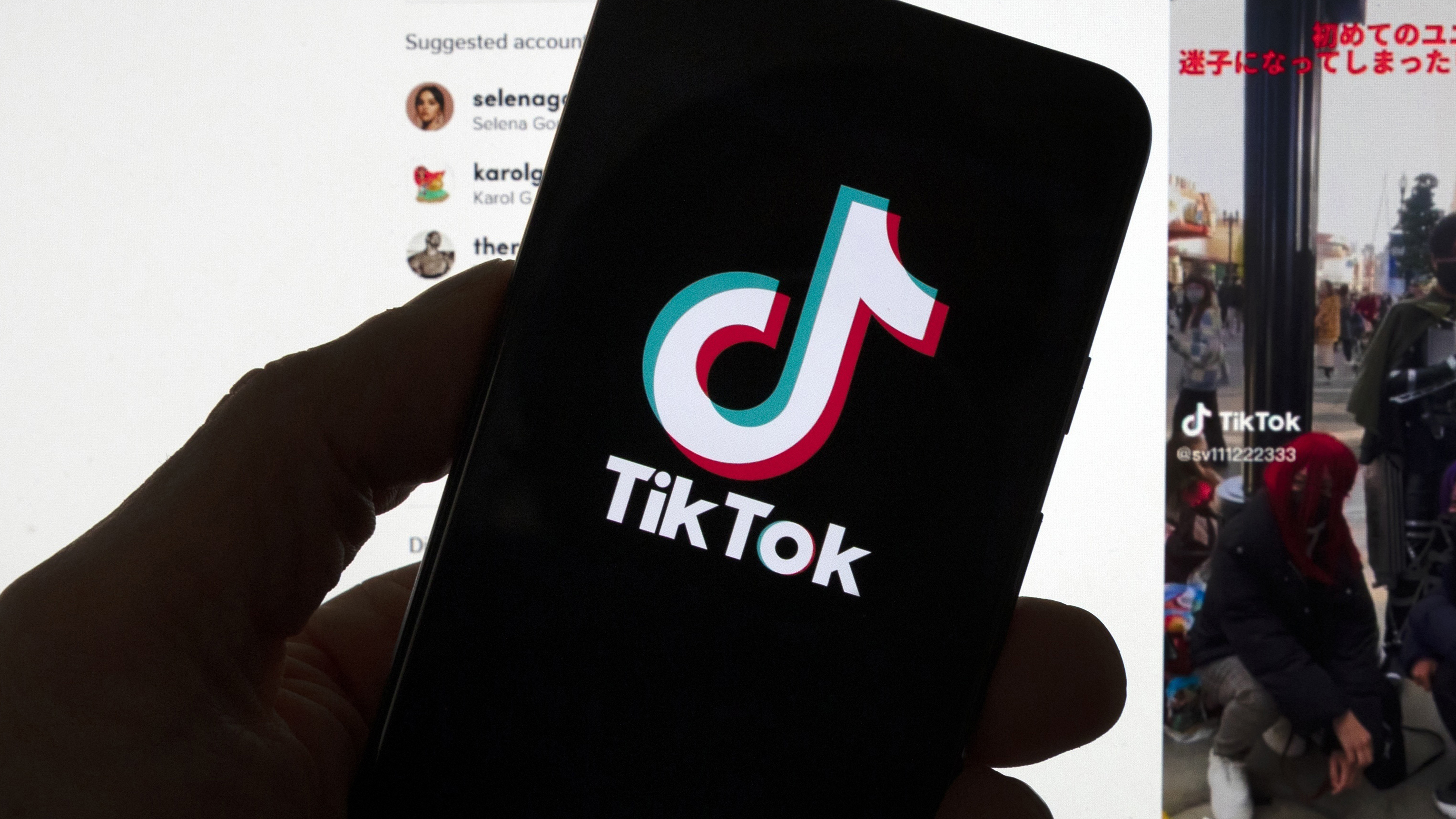 Australia bans TikTok on government devices over security concerns