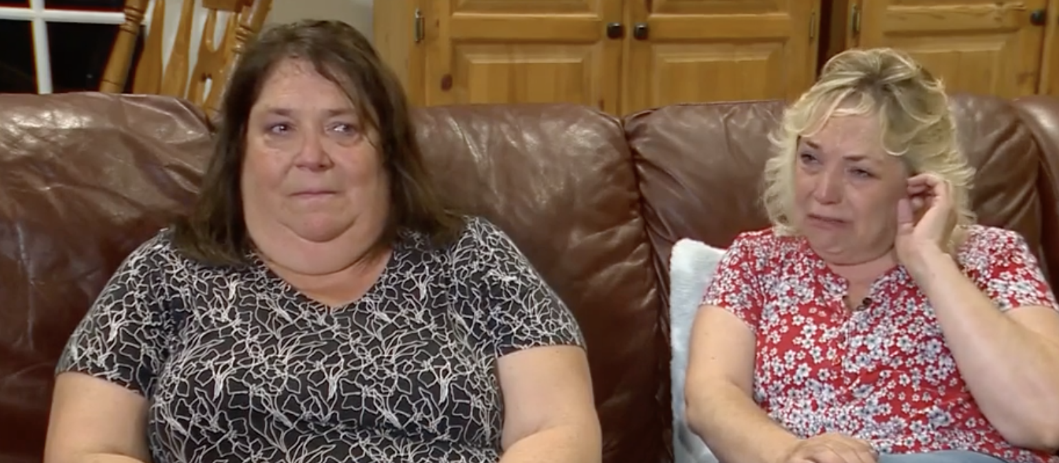 Paula Peltonovich (right) and her sister, Darlene Lynch